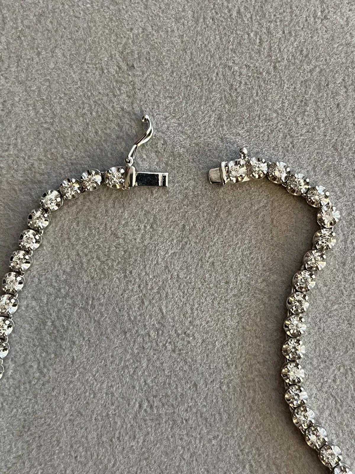 Women's 5.00 Carat Total Weight Natural Diamond Graduated Tennis Necklace in Platinum For Sale