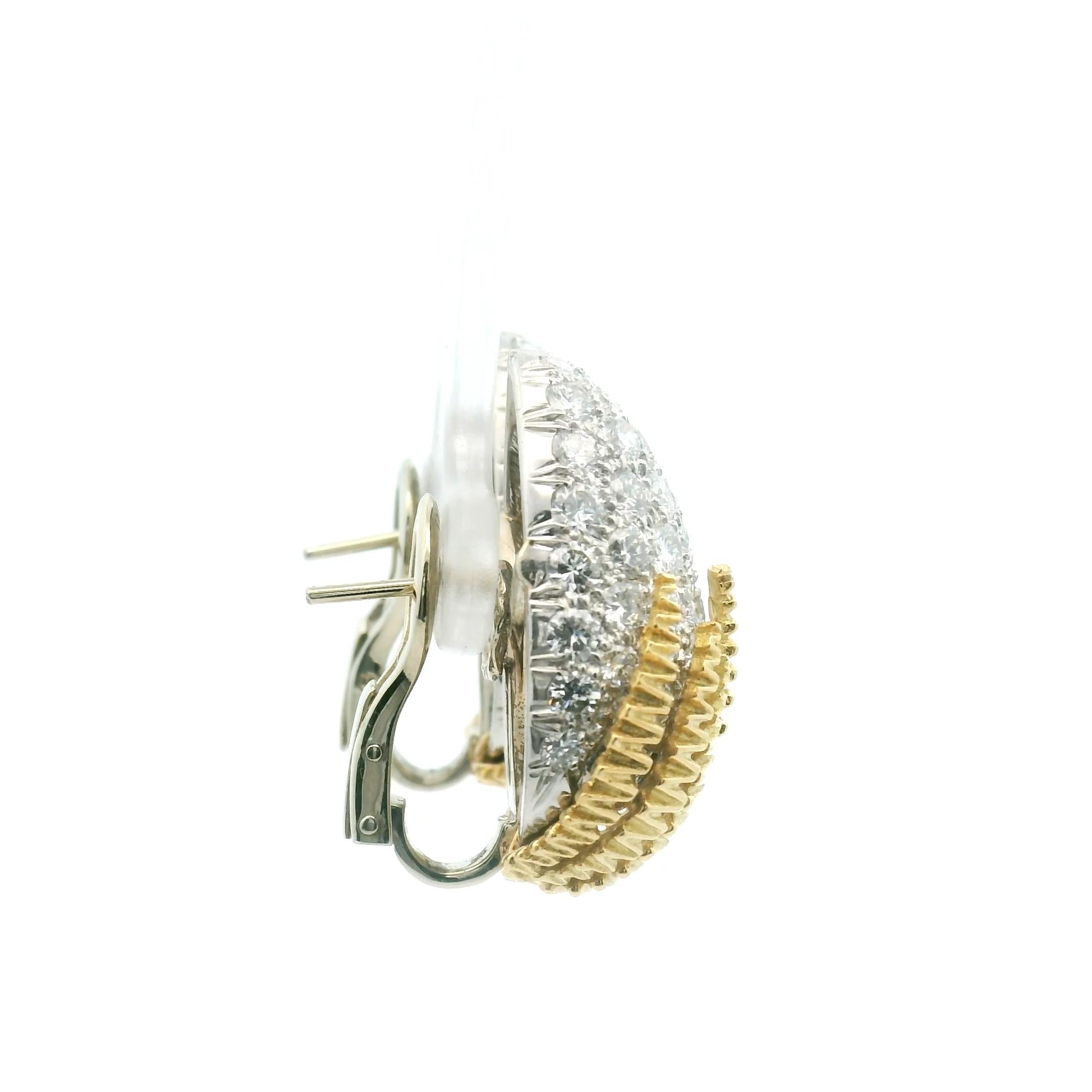 5.00 Carat White Diamond Ear-Clips RIbbon or Corn Design 18k/Platinum Earrings Excellent état - En vente à Great Neck, NY