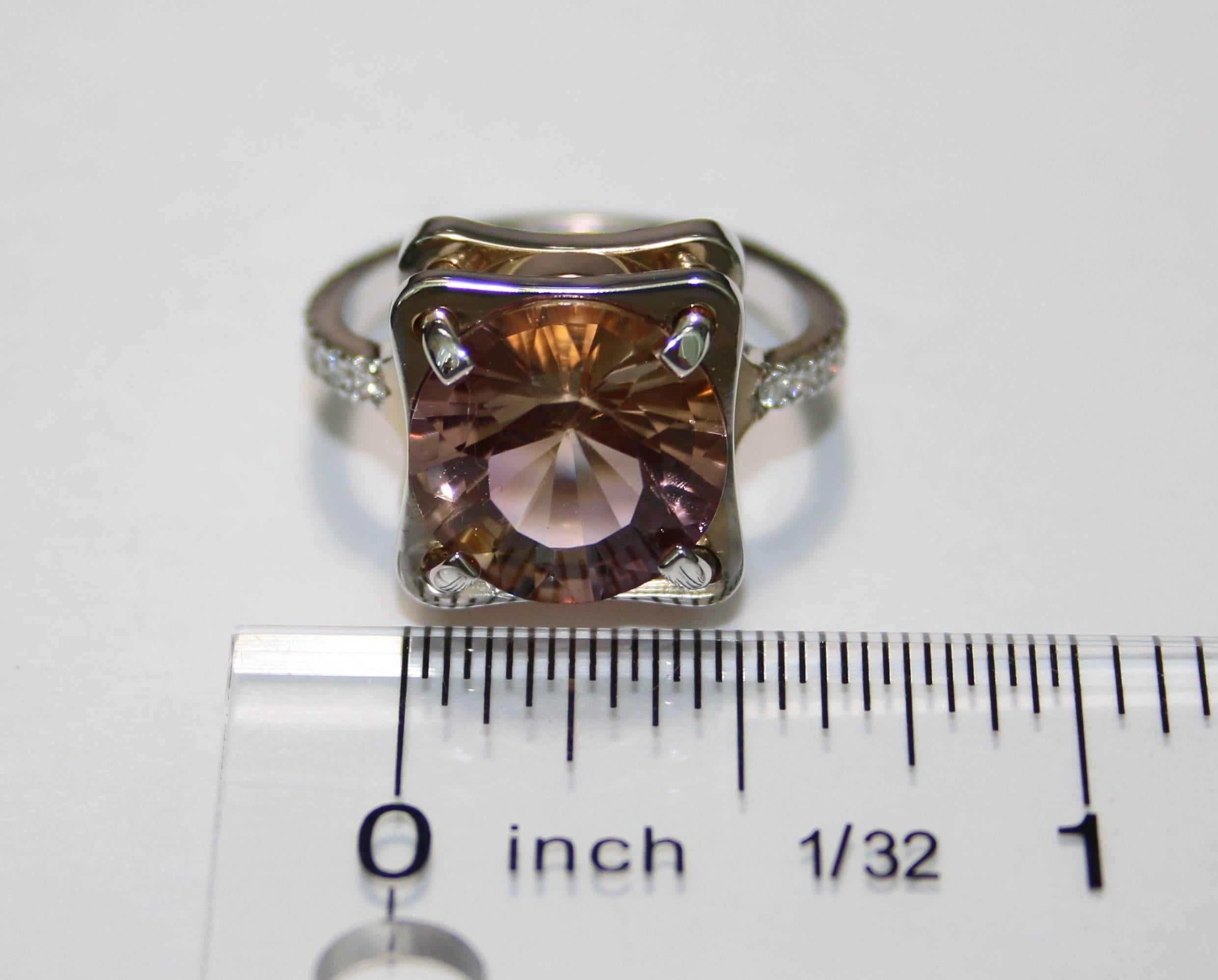 5.00 Carat Ametrine and Diamond Gold Abstract Ring For Sale 1