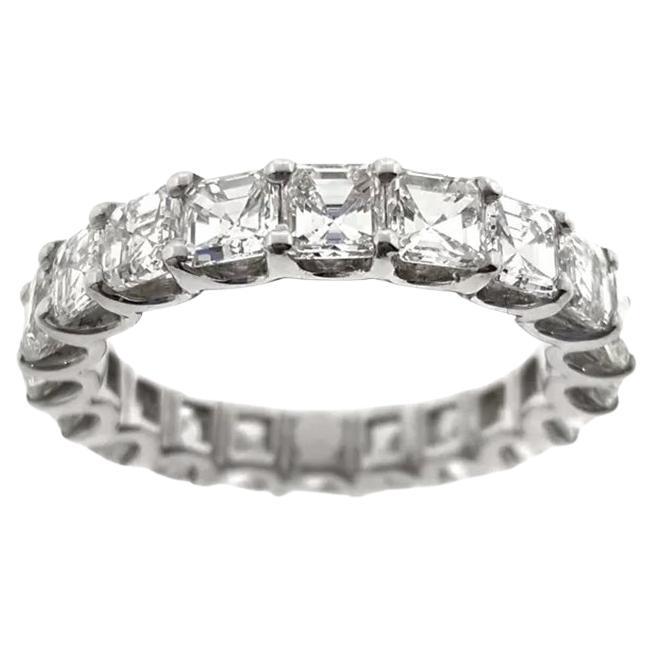 5.00 Carats Asscher Cut Diamond Eternity Band Size 7 in 18K White Gold For Sale