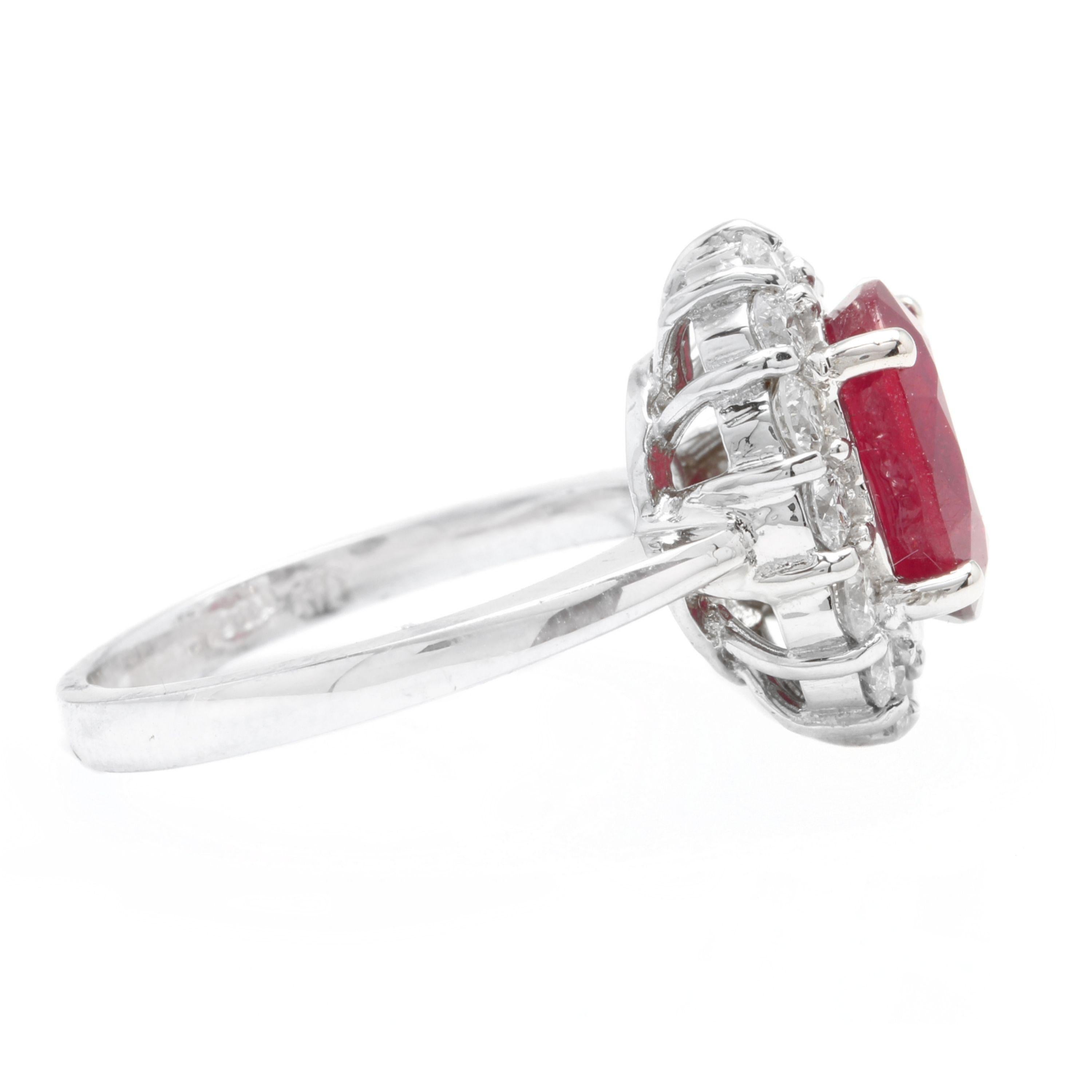 Mixed Cut 5.00 Carat Impressive Red Ruby and Natural Diamond 14 Karat White Gold Ring For Sale