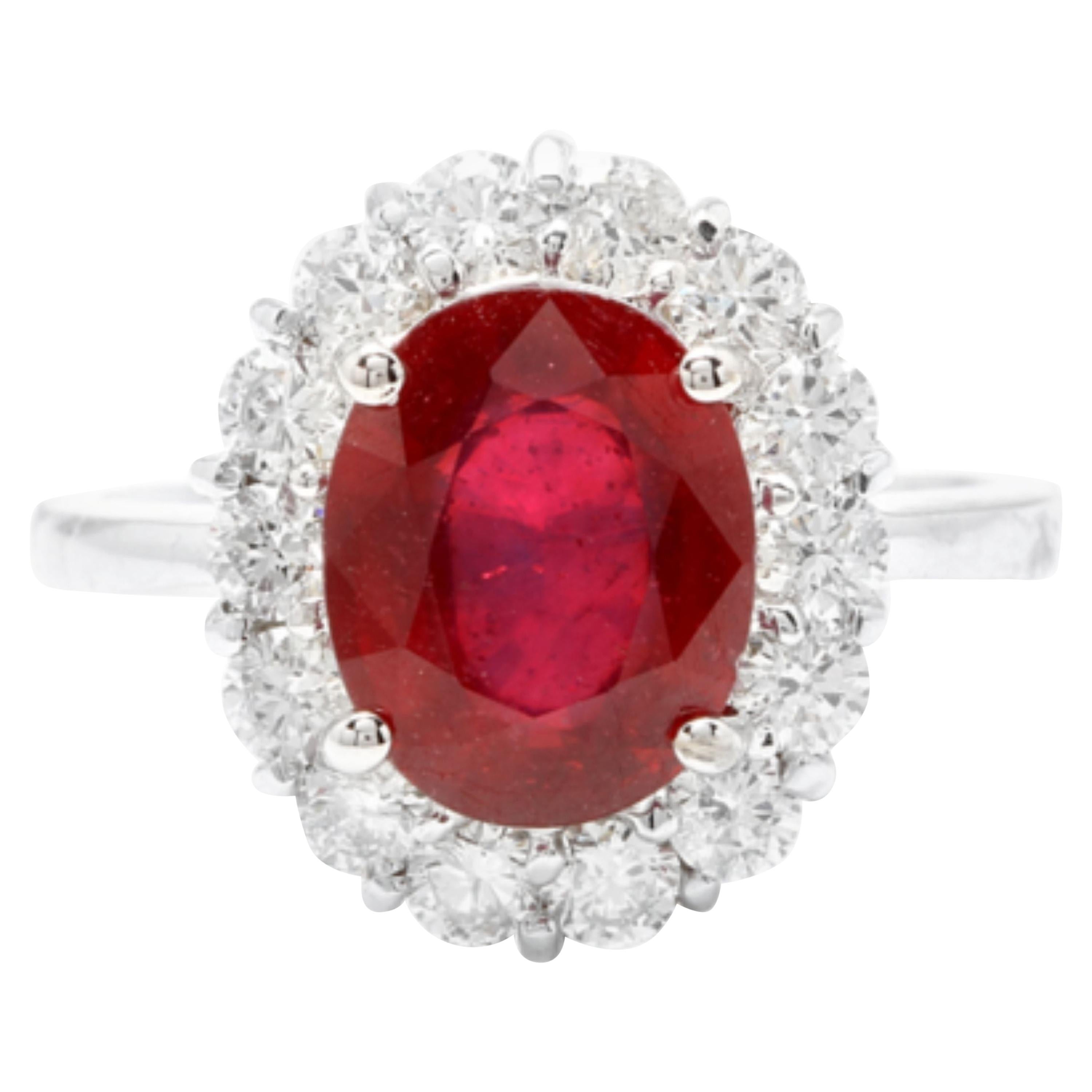 5.00 Carat Impressive Red Ruby and Natural Diamond 14 Karat White Gold Ring For Sale