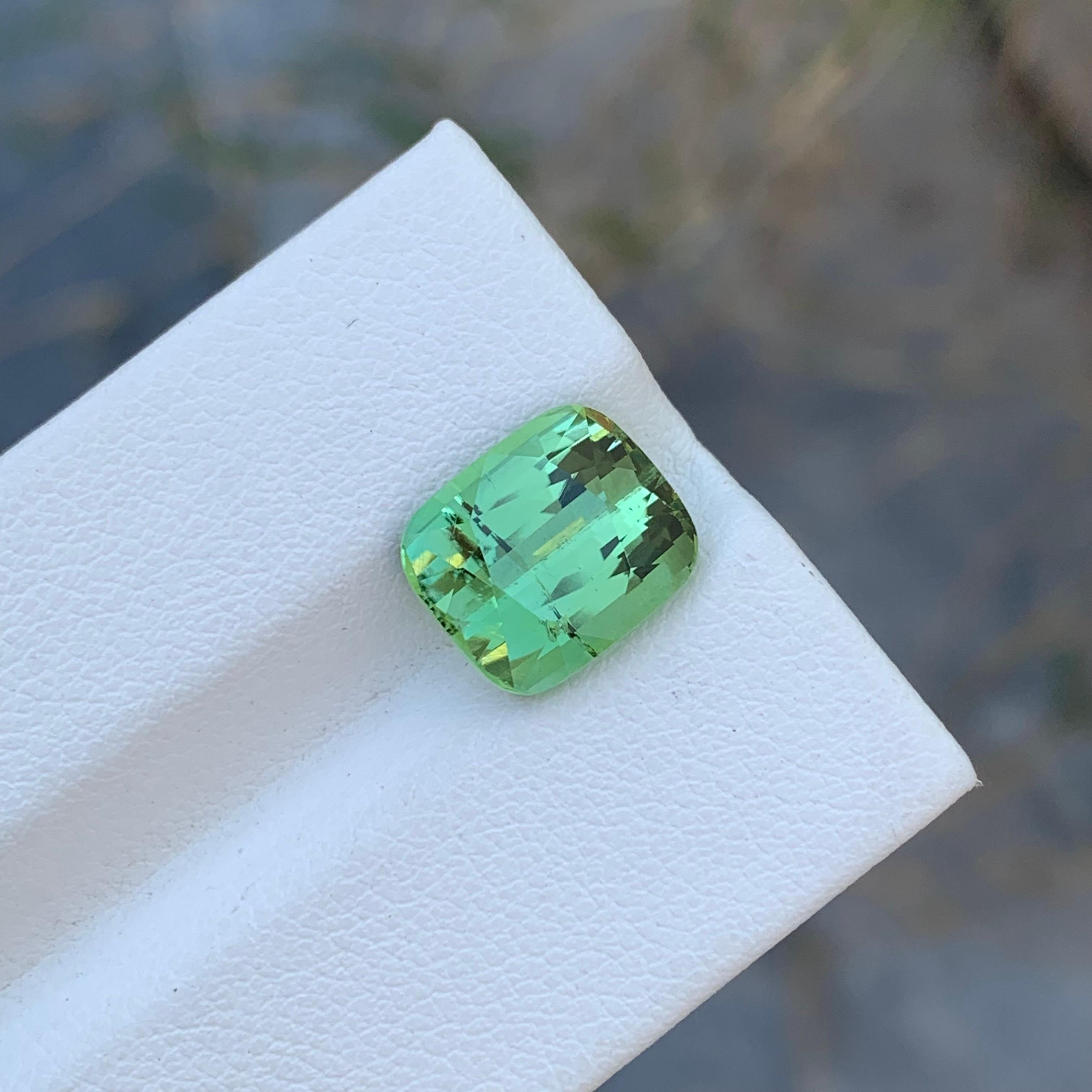 Cushion Cut 5.00 Carats Natural Loose Slightly Included Mint Tourmaline Gem For Jewellery  For Sale
