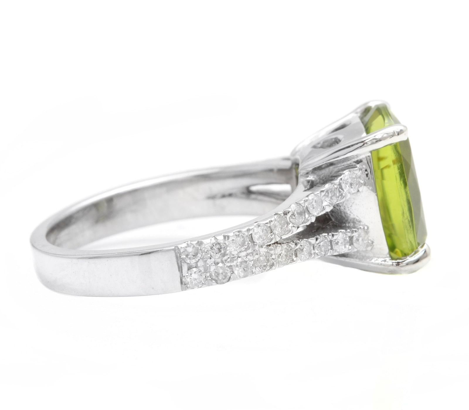 Mixed Cut 5.00 Carats Natural Peridot and Diamond 14K Solid White Gold Ring For Sale