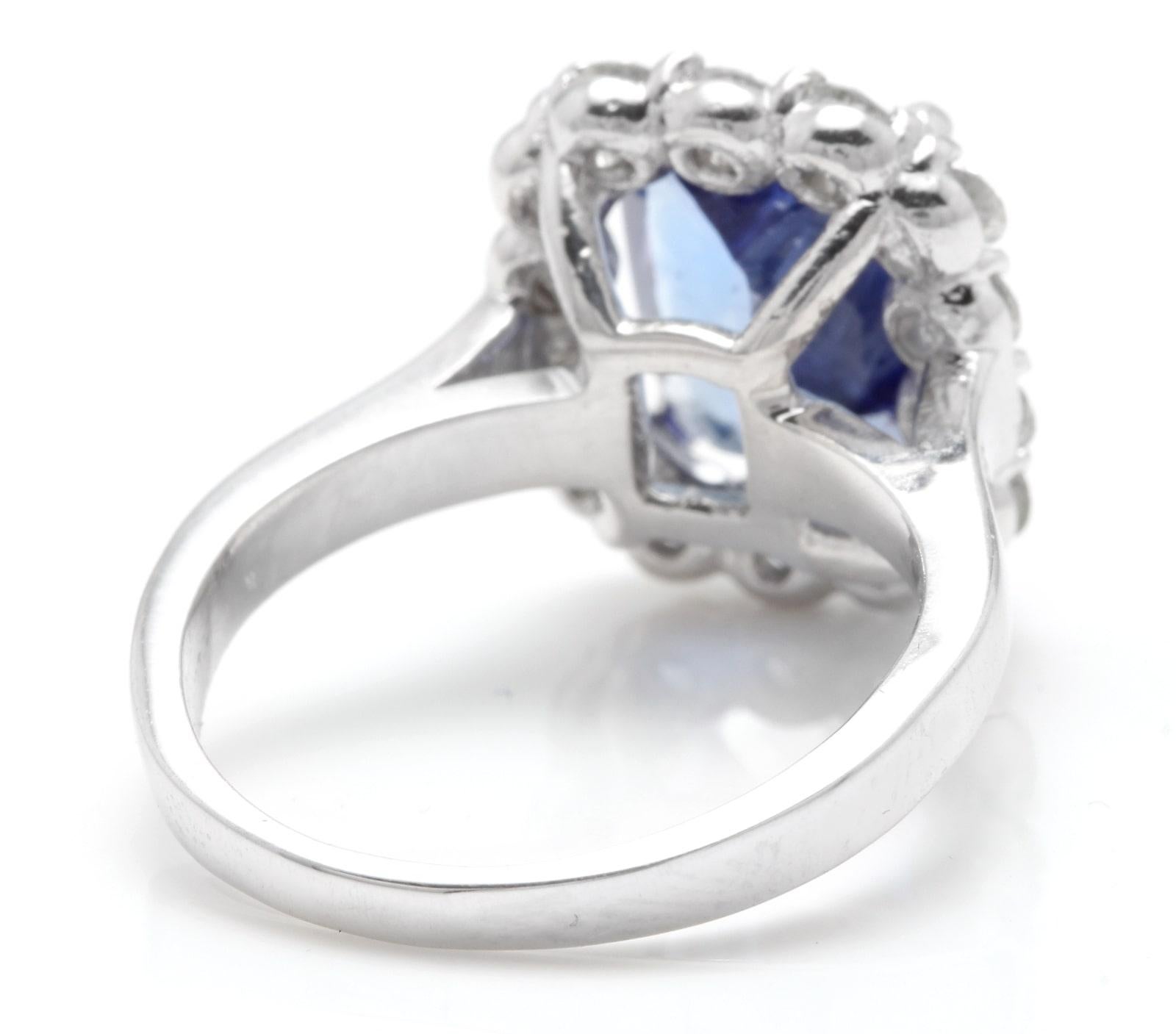 5.00 Carat Natural Very Nice Looking Tanzanite and Diamond 14K Solid White Gold In New Condition For Sale In Los Angeles, CA