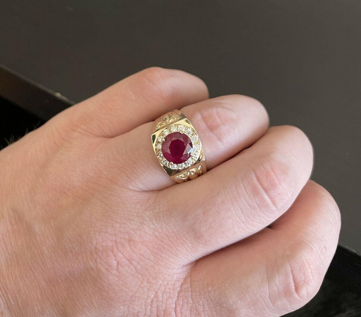 5.00 Carats Red Ruby and Diamond 14K Solid Yellow Gold Men's Ring In New Condition For Sale In Los Angeles, CA