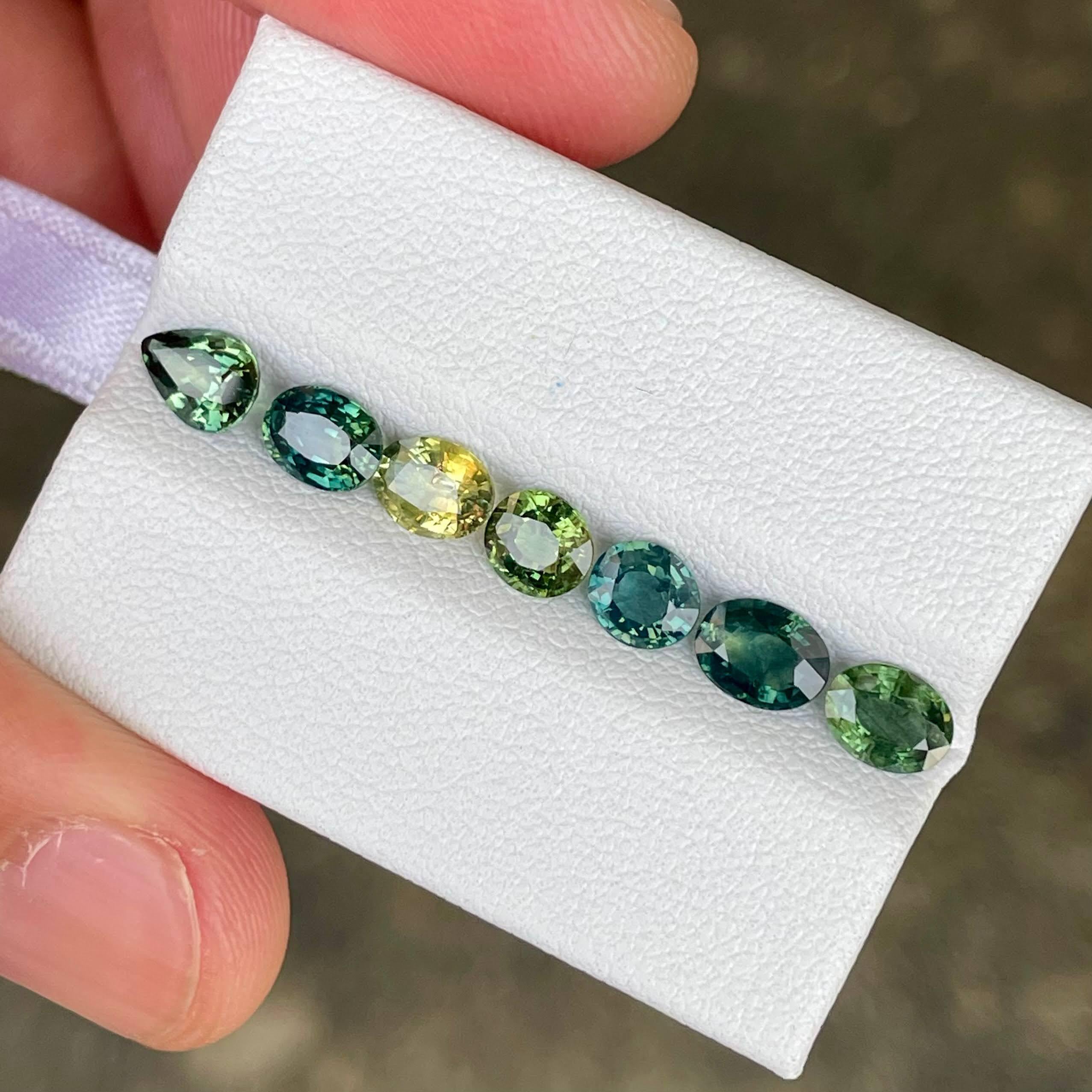 5.00 Carats Sapphire Stones 7 Pieces Gemstones Lot from Madagascar In New Condition For Sale In Bangkok, TH