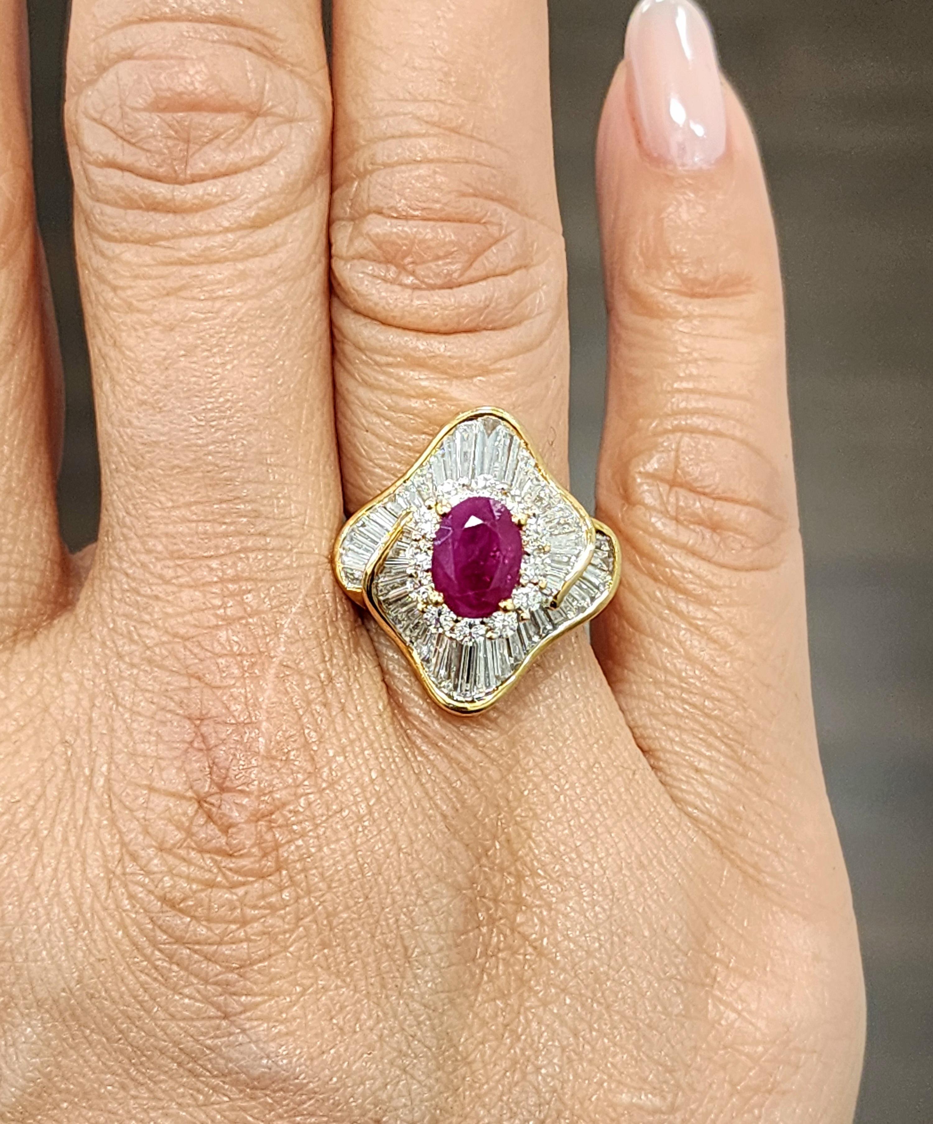 Contemporain Bague de 5.00 ct de rubis naturel et de diamants en vente