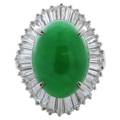 5,00 Karat Gesamtgewicht Grüner Cabochon & Baguette Diamant Mode-Ring aus Platin