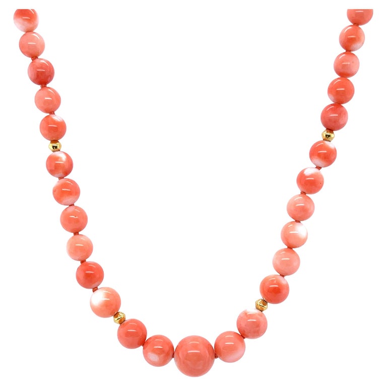 Graduated Round Coral Beaded Yellow Gold Necklace For Sale at 1stDibs