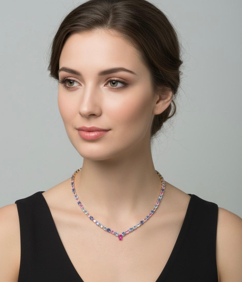 Contemporain Collier de saphirs multicolores non chauffés de Birmanie 50,00 carats en or jaune 18 carats en vente