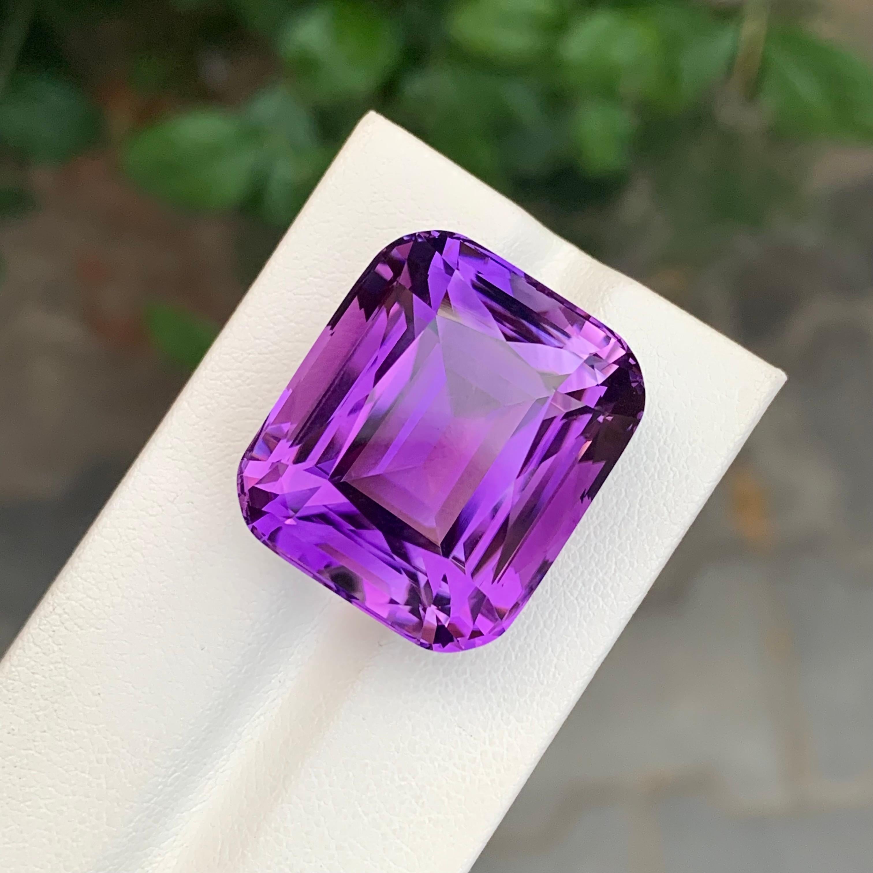 50.00 Karat Loser Amethyst Edelstein Cushion Cut im Angebot 7