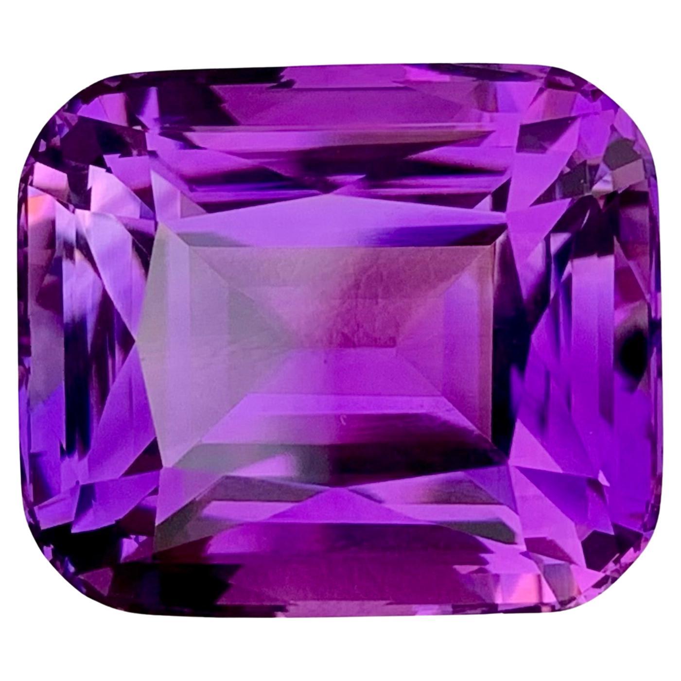 50.00 Karat Loser Amethyst Edelstein Cushion Cut im Angebot