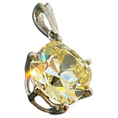 Colgante de circonita cúbica amarilla fantasía de corte europeo antiguo con forma de cojín de 5,00 ct