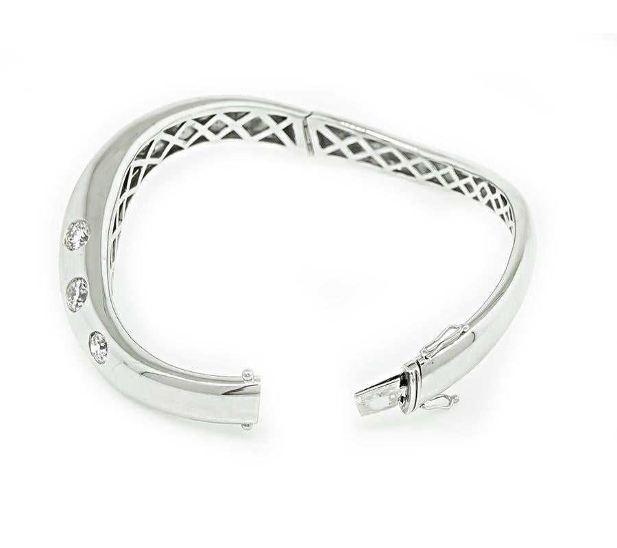 Bangle in oro con diamanti da 5,00 ct In condizioni buone in vendita a New York, NY