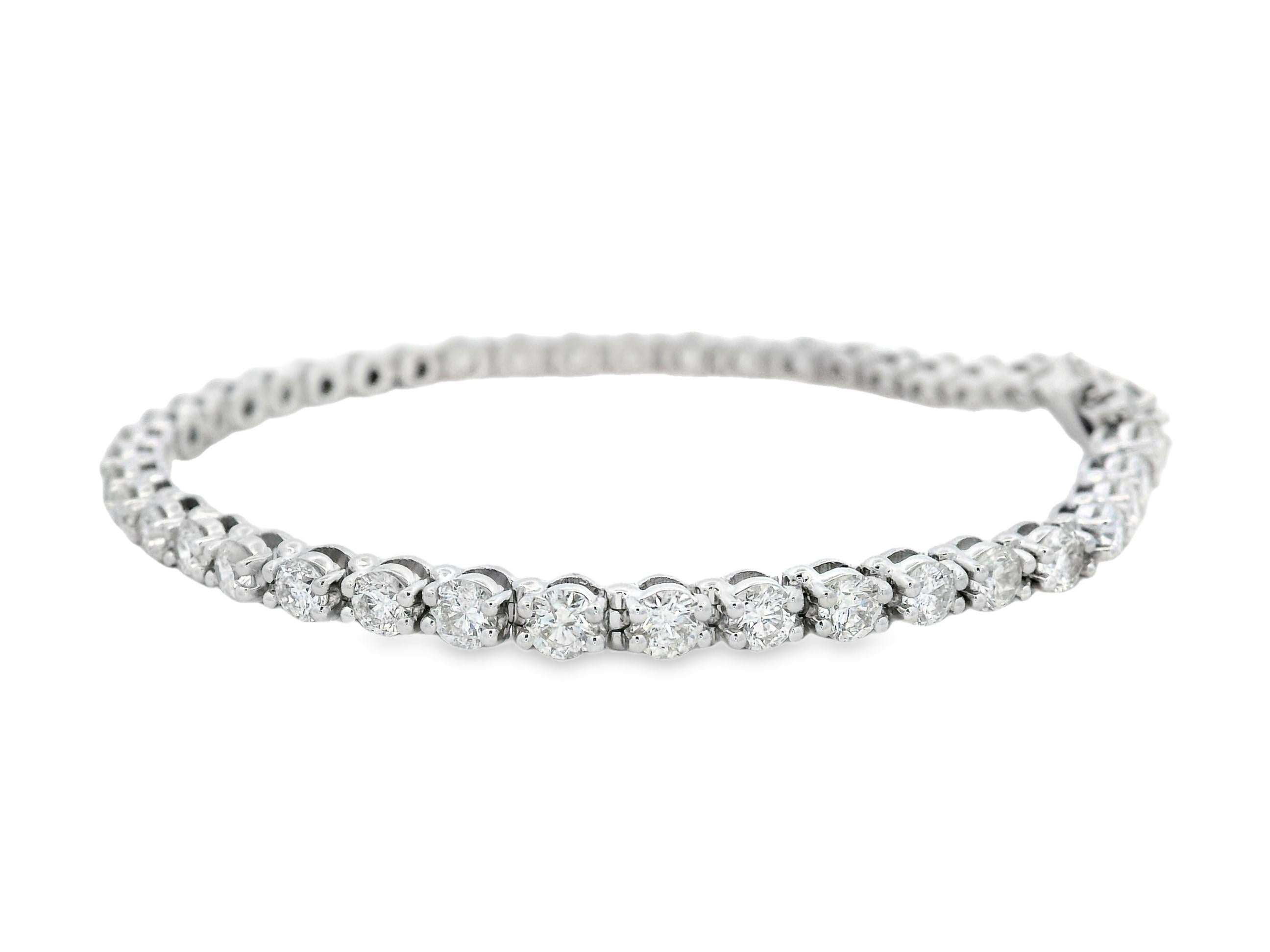 Pulsera de tenis de diamantes de 5,00 ct con 43 diamantes redondos en oro blanco de 14 quilates de 7 pulgadas Contemporáneo en venta