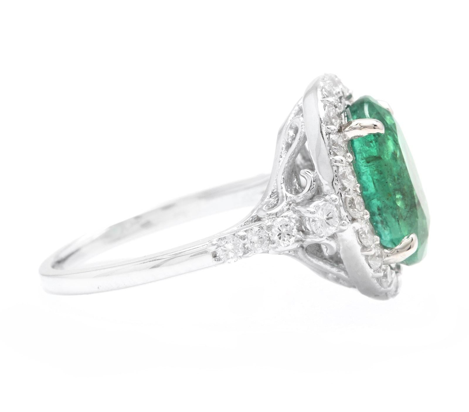 Mixed Cut 5.00ct Natural Emerald & Diamond 14k Solid White Gold Ring For Sale