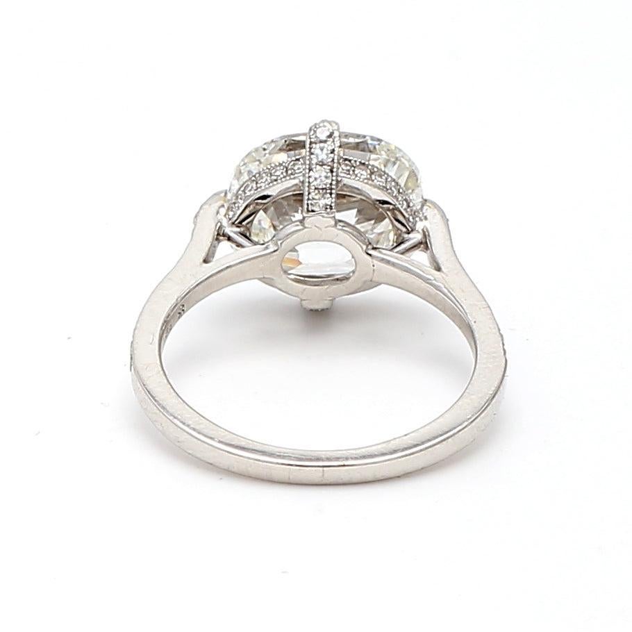 Bague de fiançailles en platine avec diamant coussin de 5,01 carats de forme brillante H-VS2 Pour femmes en vente