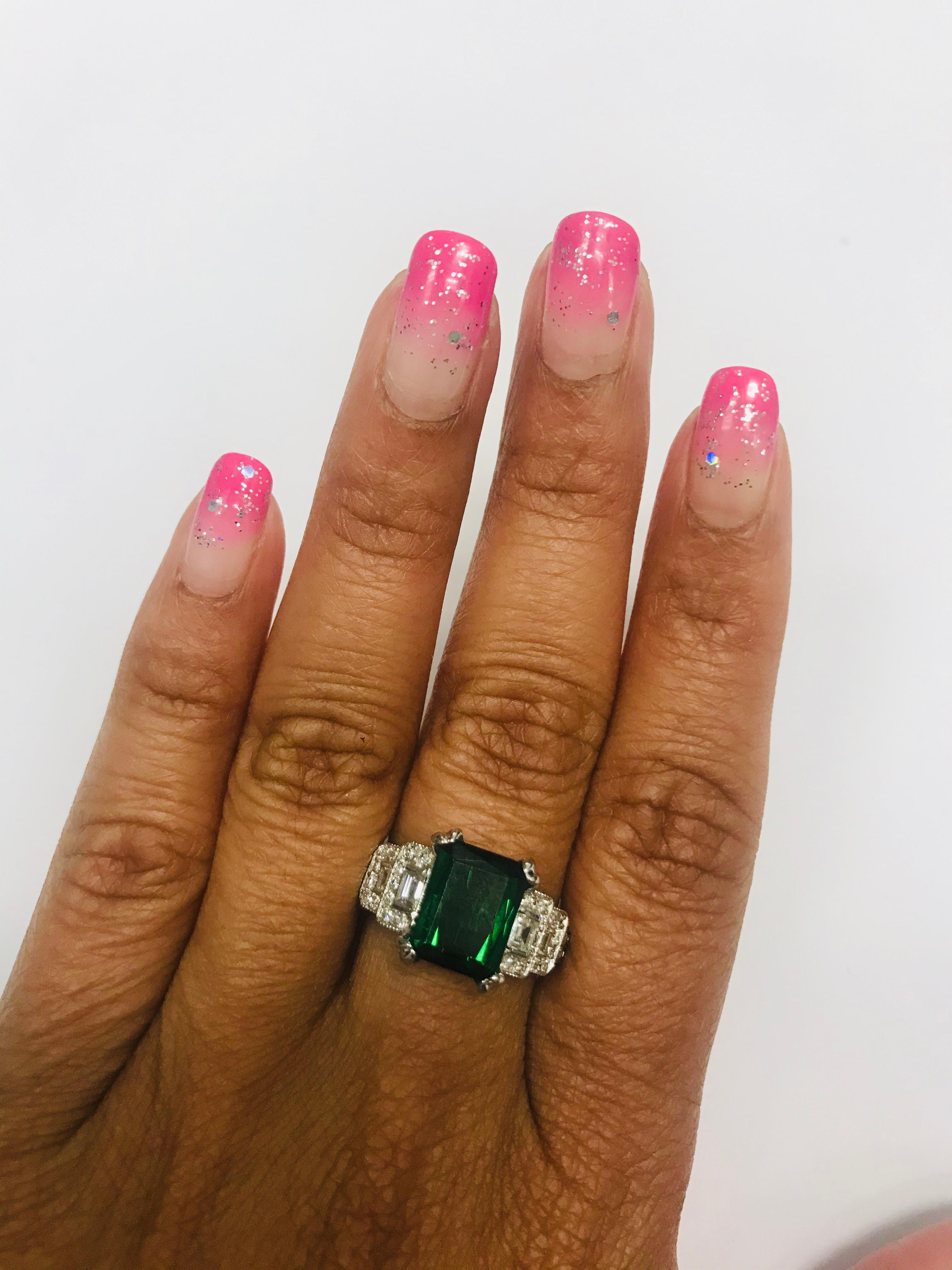 5.01 Carat Green Tourmaline and Diamond Ring 14 Karat White Gold In New Condition For Sale In Los Angeles, CA