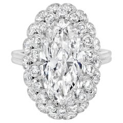 Roman Malakov Diamonds 5,01 carati con diamante taglio Moval allungato e anello a grappolo in platino