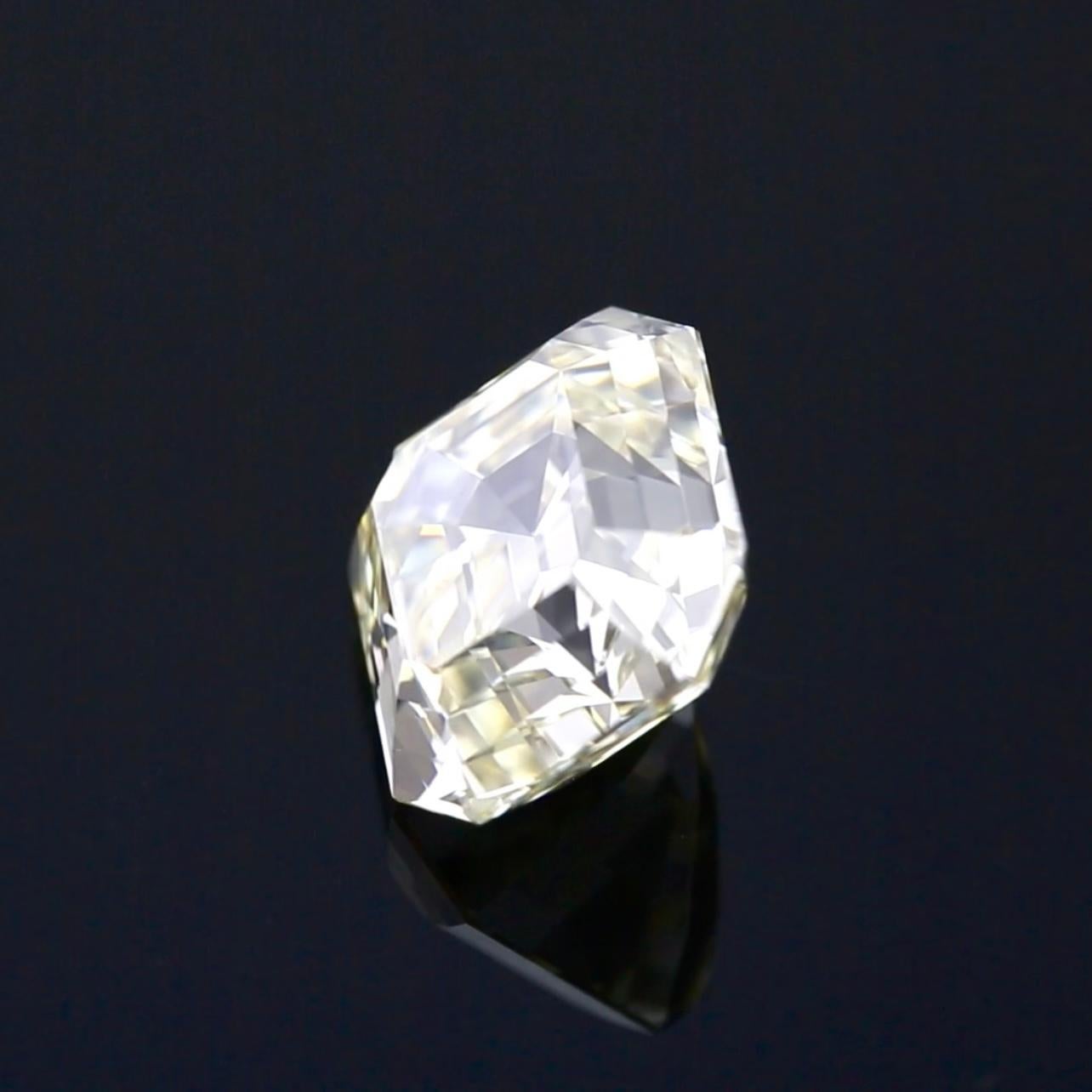 Diamante talla esmeralda antiguo de 5,02 quilates - Certificado GIA N-VVS2 en venta 2