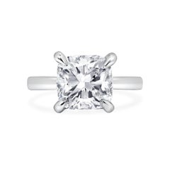 5.02 Carat Cushion Statement Brilliant White 18K Yellow Gold Refined Grandeur