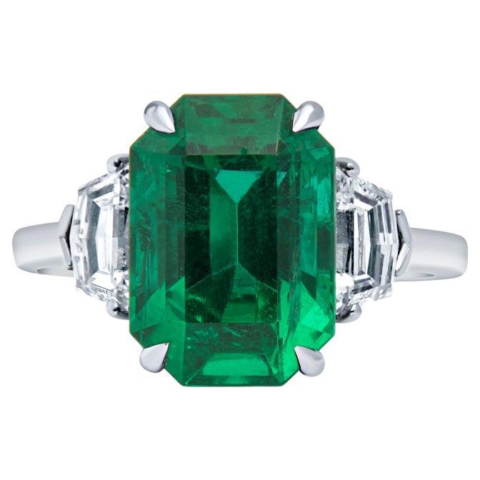 5.02 Carat Emerald Cut Natural Emerald & 1.02ctw Diamond Platinum Ring For Sale
