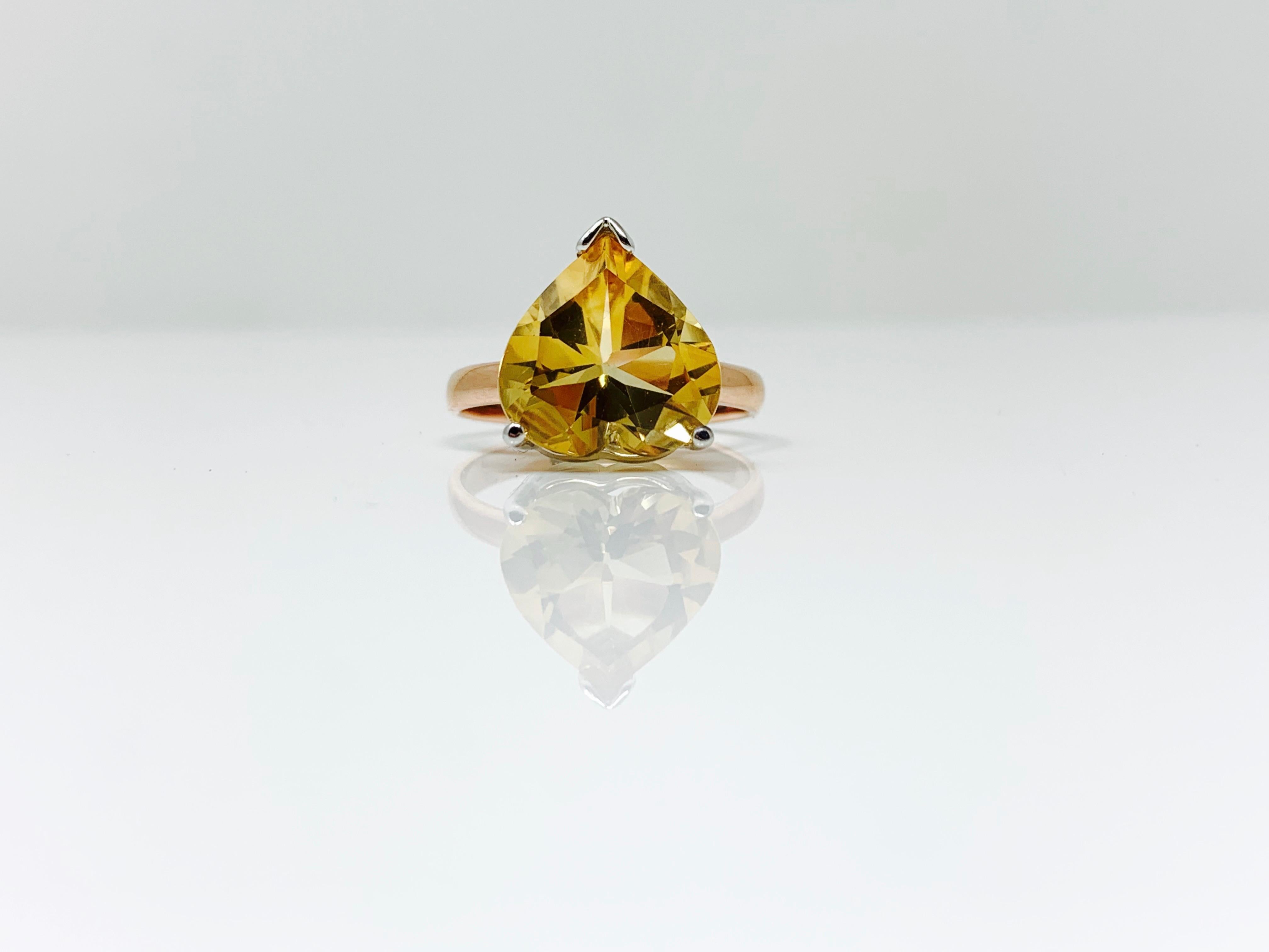 5.02 Carat Heart Shape Citrine Ring in Rose Gold and White Gold In New Condition In New York, NY