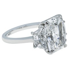 5.02 Carat Radiant Diamond Ring Brilliant 18K Gold Signature Sophistication