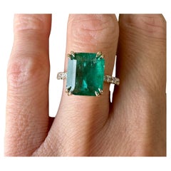 5.02 Carat Zambian Emerald And Diamond Ring In 14k Yellow Gold