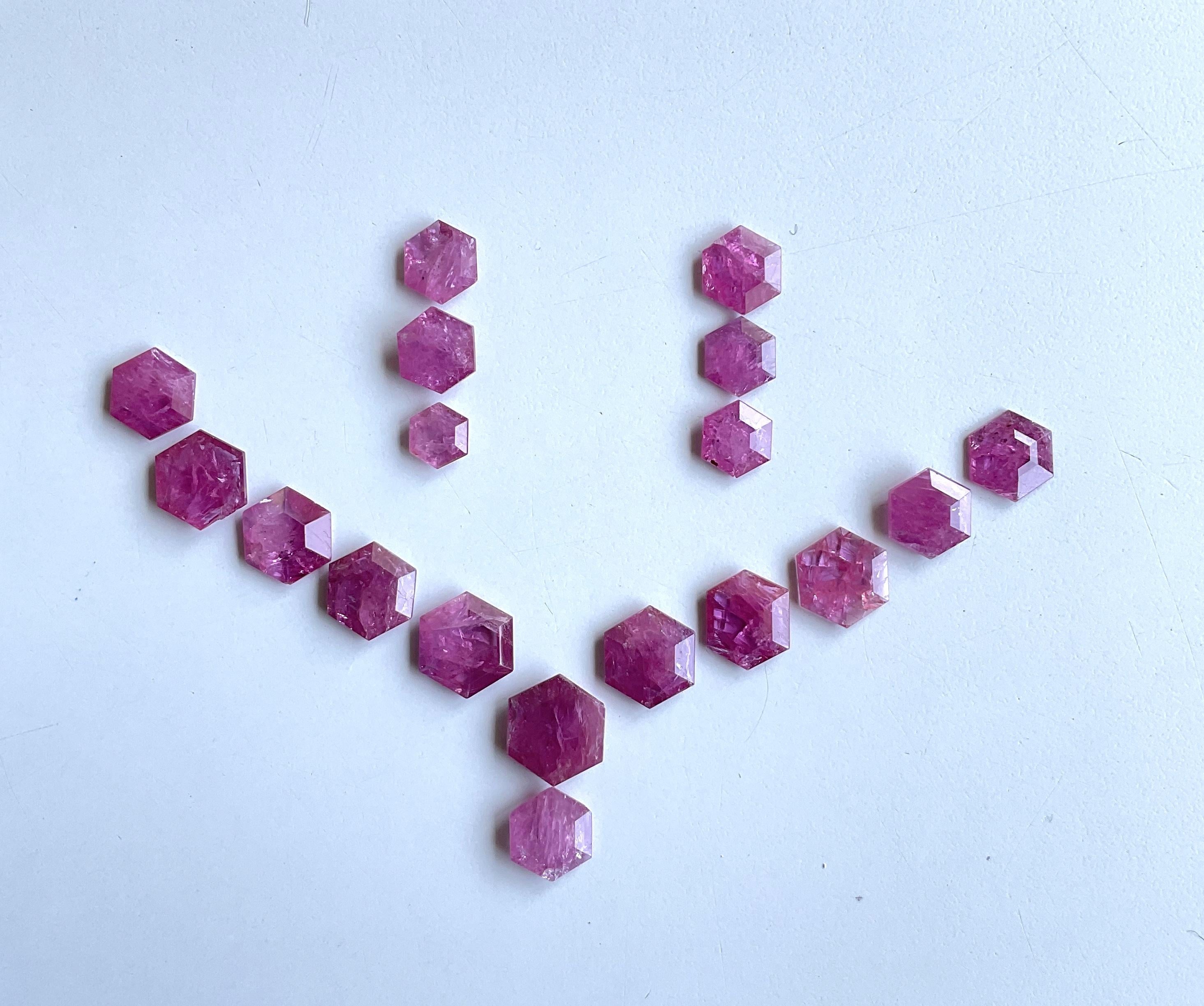 50,20 Karat Mosambik Rubin Hexagon Facettenschliff Stein No Heat Natürlicher Edelstein (Hexagonschliff) im Angebot
