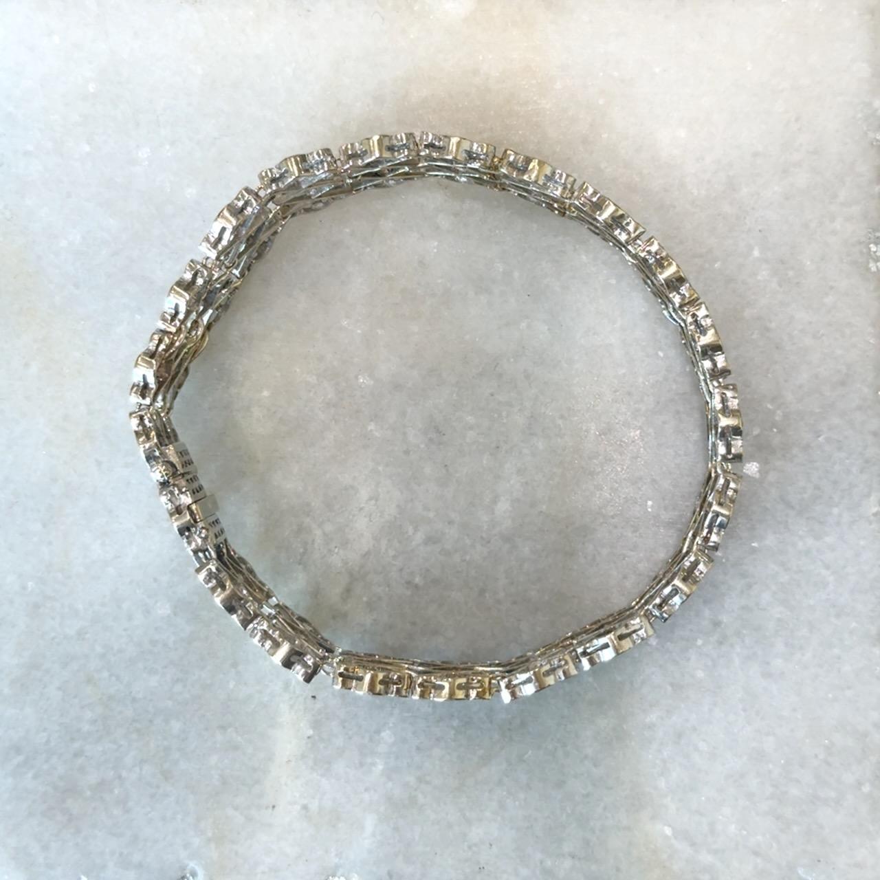 5.02CT Diamond 18K Gold Wide Vintage Bracelet en vente 5
