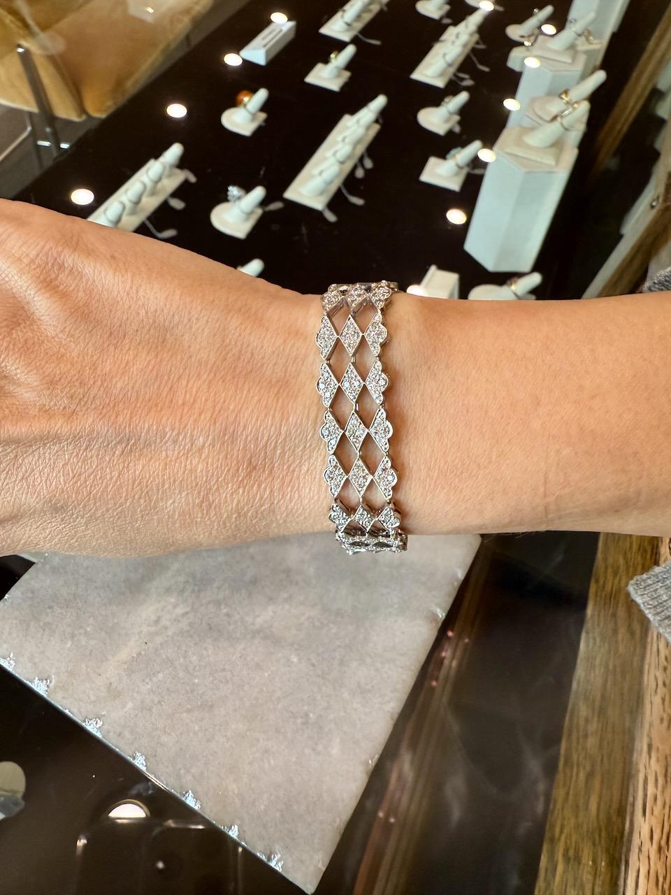 5.02CT Diamond 18K Gold Wide Vintage Bracelet Pour femmes en vente
