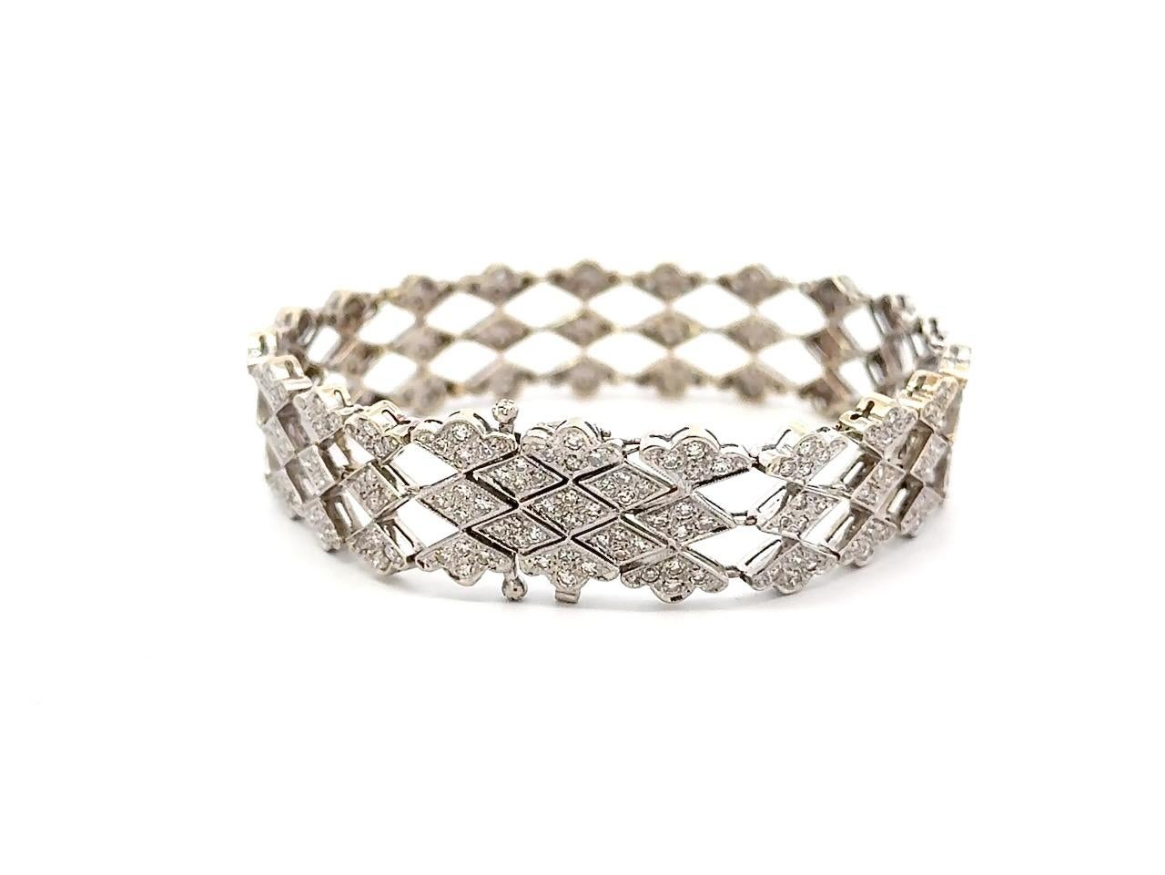 5.02CT Diamond 18K Gold Wide Vintage Bracelet en vente 3