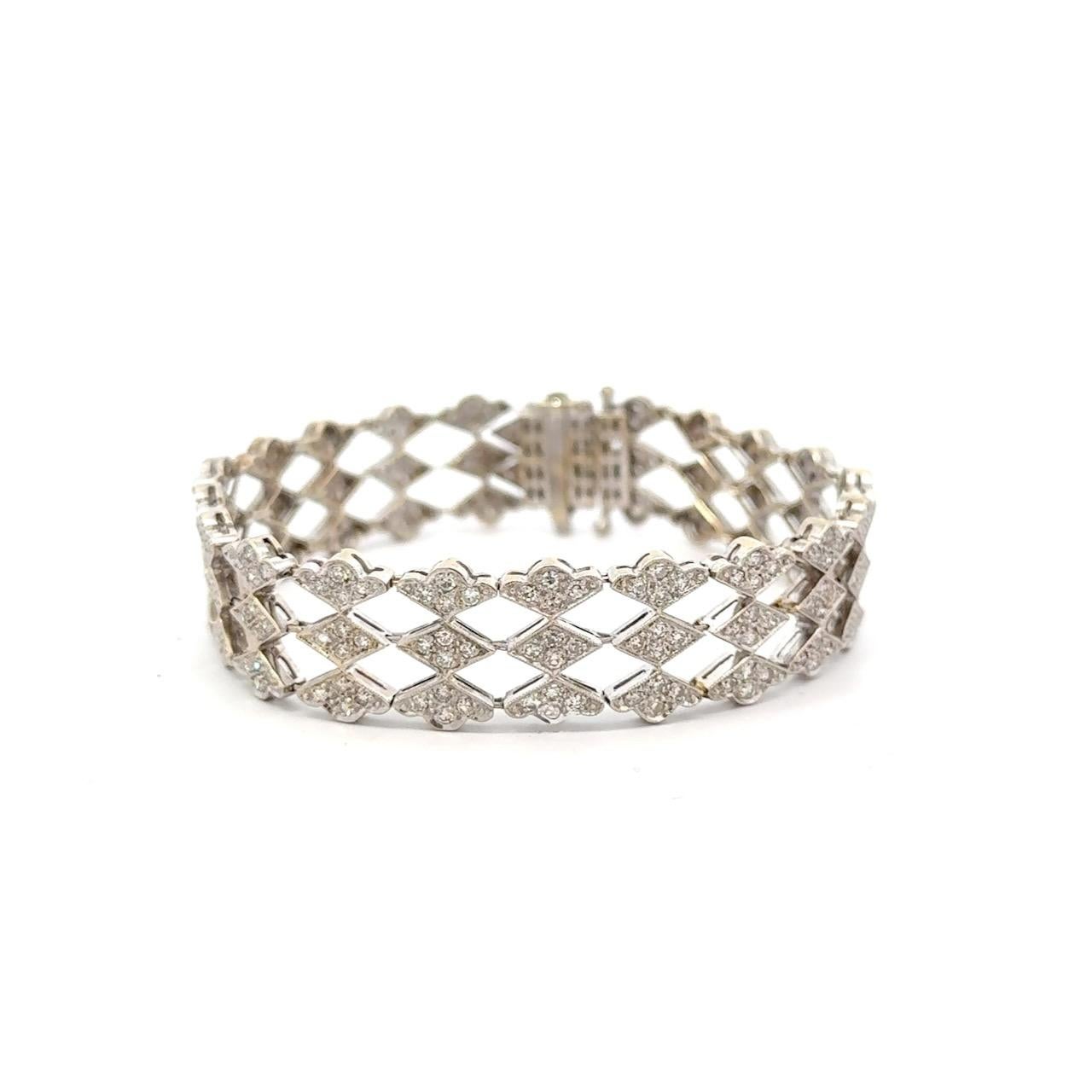 5.02CT Diamond 18K Gold Wide Vintage Bracelet en vente 4