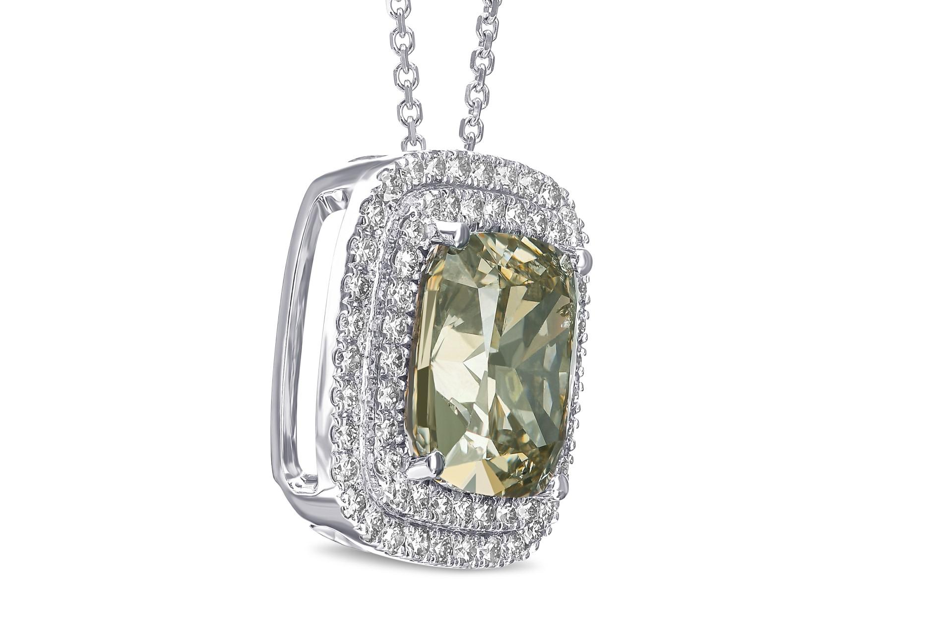 Cushion Cut NO RESERVE - 5.02ct Fancy Diamond & 0.70cttw Halo, 18 Karat White Gold Necklace For Sale