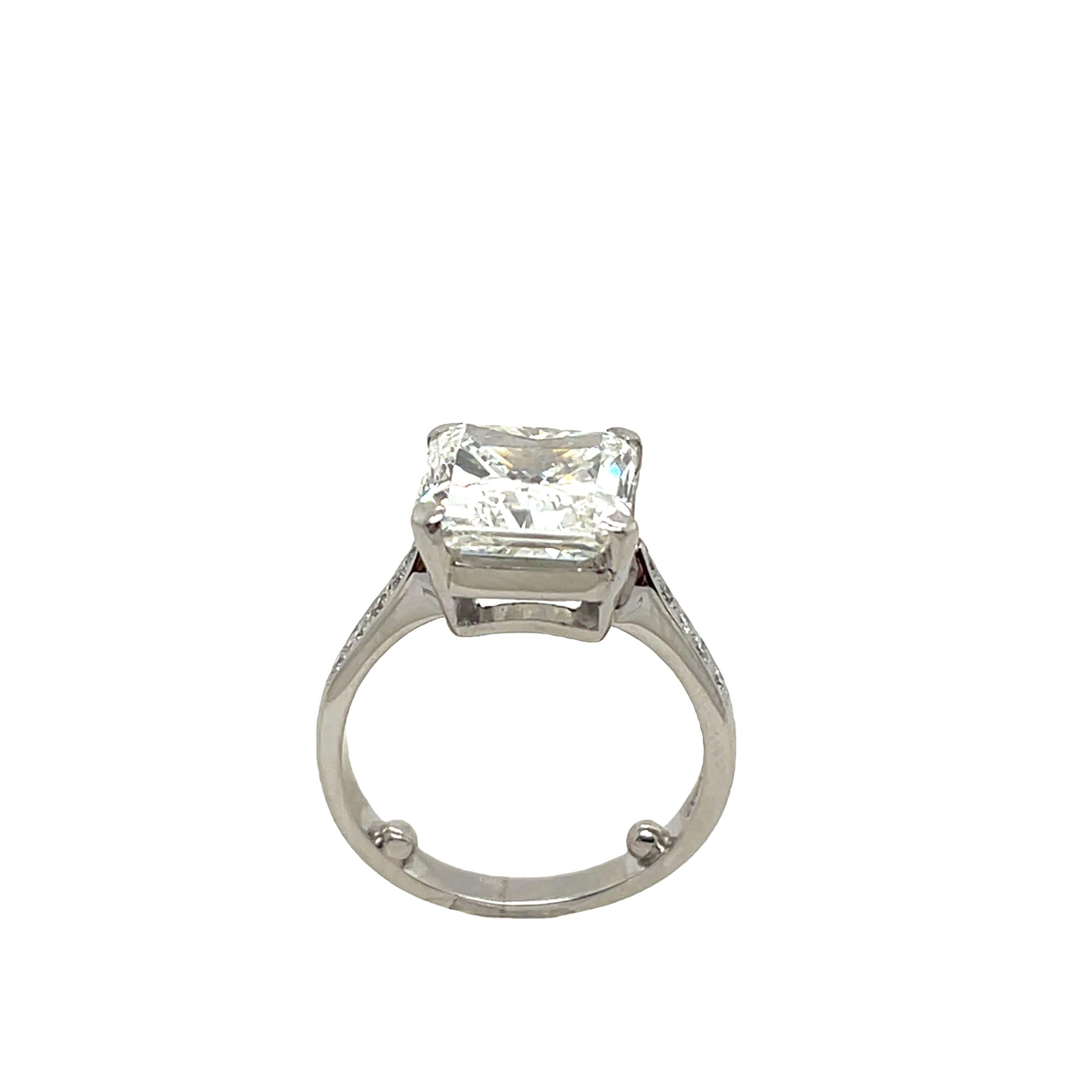  Diamant naturel taille radiant de 5,02 carats I/SI1 serti dans platine Unisexe 