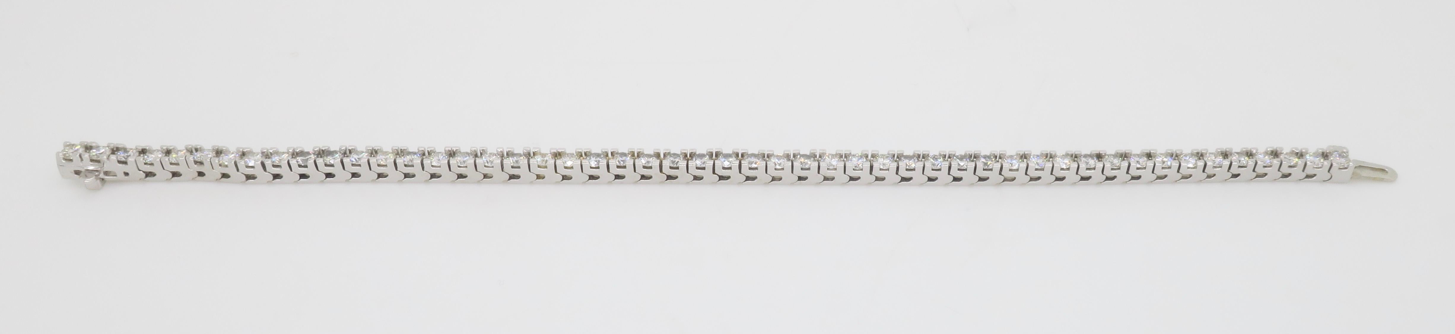 5.02CTW Diamond Tennis Bracelet In Excellent Condition For Sale In Webster, NY
