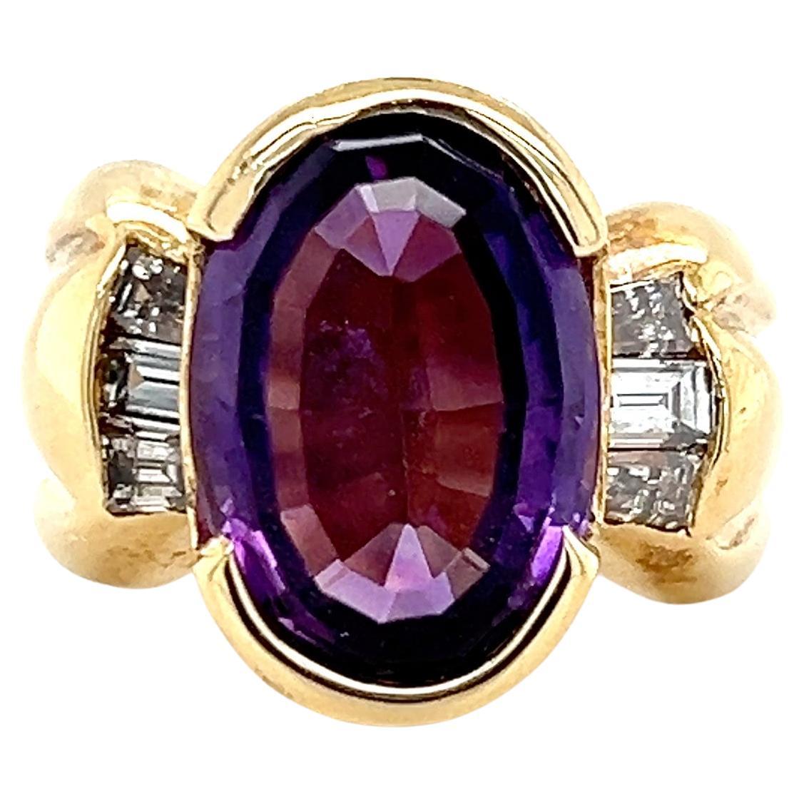 5.03 Carat Amethyst and Diamond 14k Yellow Gold Cocktail Ring For Sale