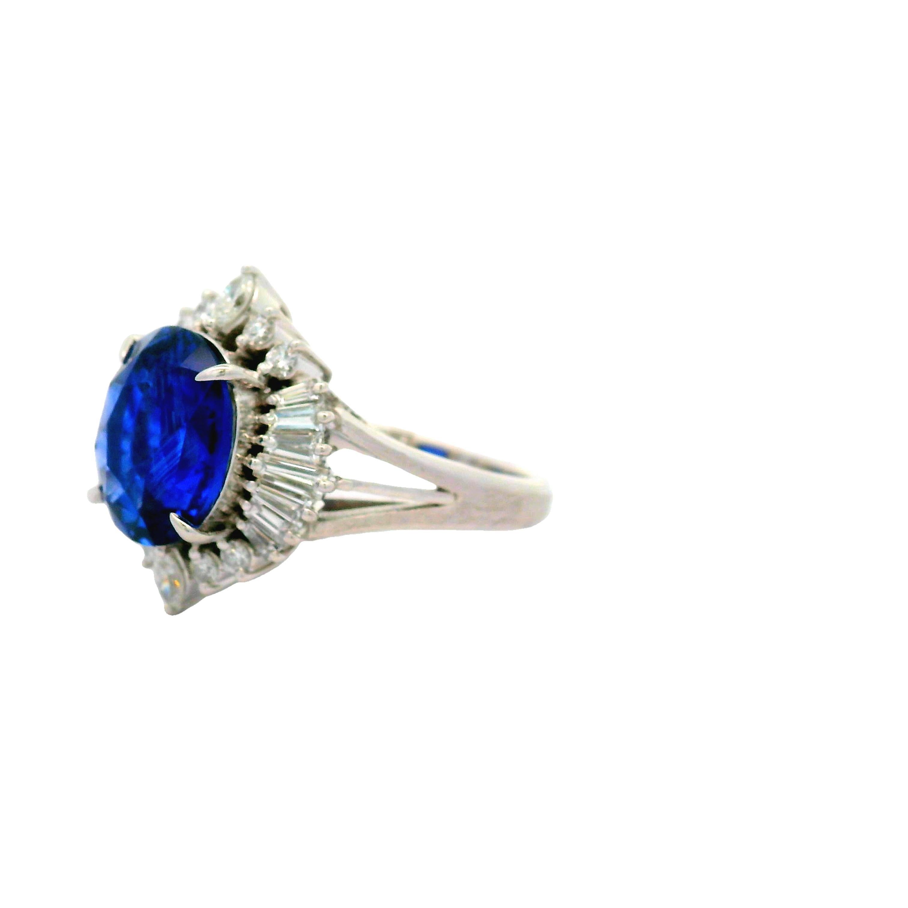 Platinring mit 5.03 Karat Ceylon-Saphir und Diamant, GIA-zertifiziert im Zustand „Hervorragend“ im Angebot in Beverly Hills, CA