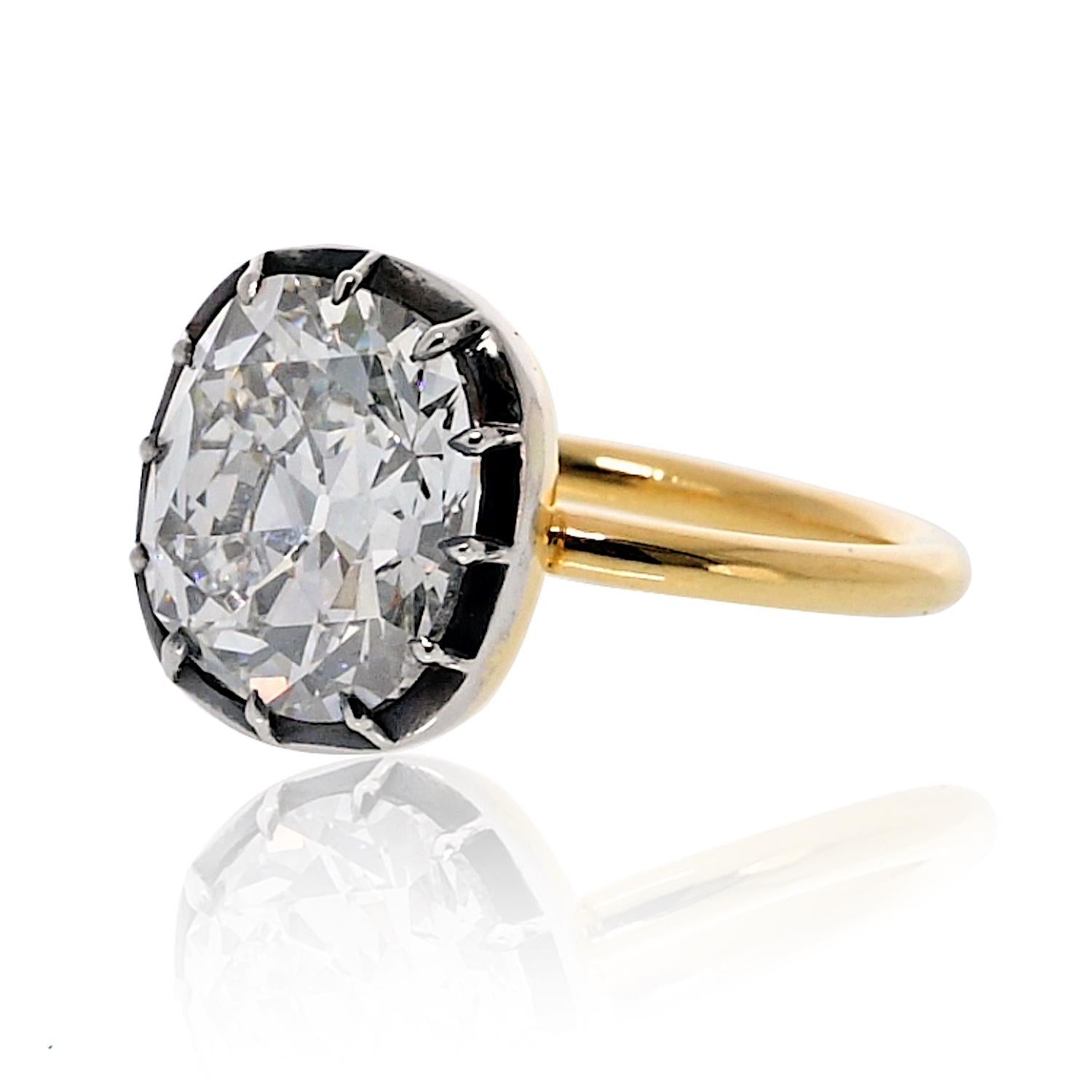 Moderne Bague de fiançailles solitaire en diamant taille brillant coussin de 5,03 carats - F/VS1 GIA en vente