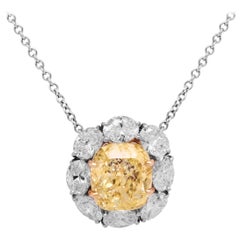 Ciondolo con diamante giallo fantasia e diamante ovale con taglio a cuscino modificato da 5,03 carati