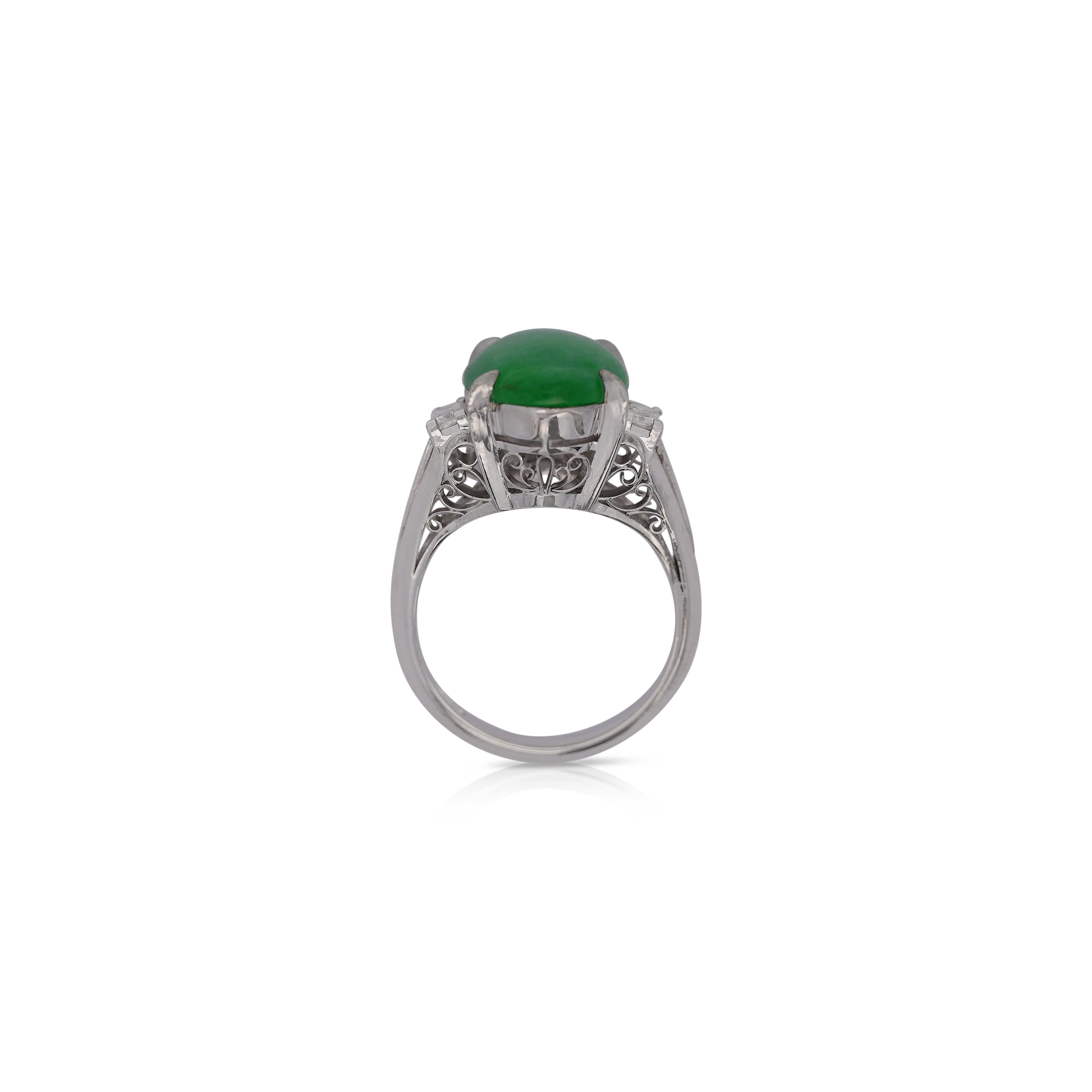 5.03 Carat Natural Jade and Diamond Filigree Cathedral Platinum Ring In New Condition For Sale In Miami, FL