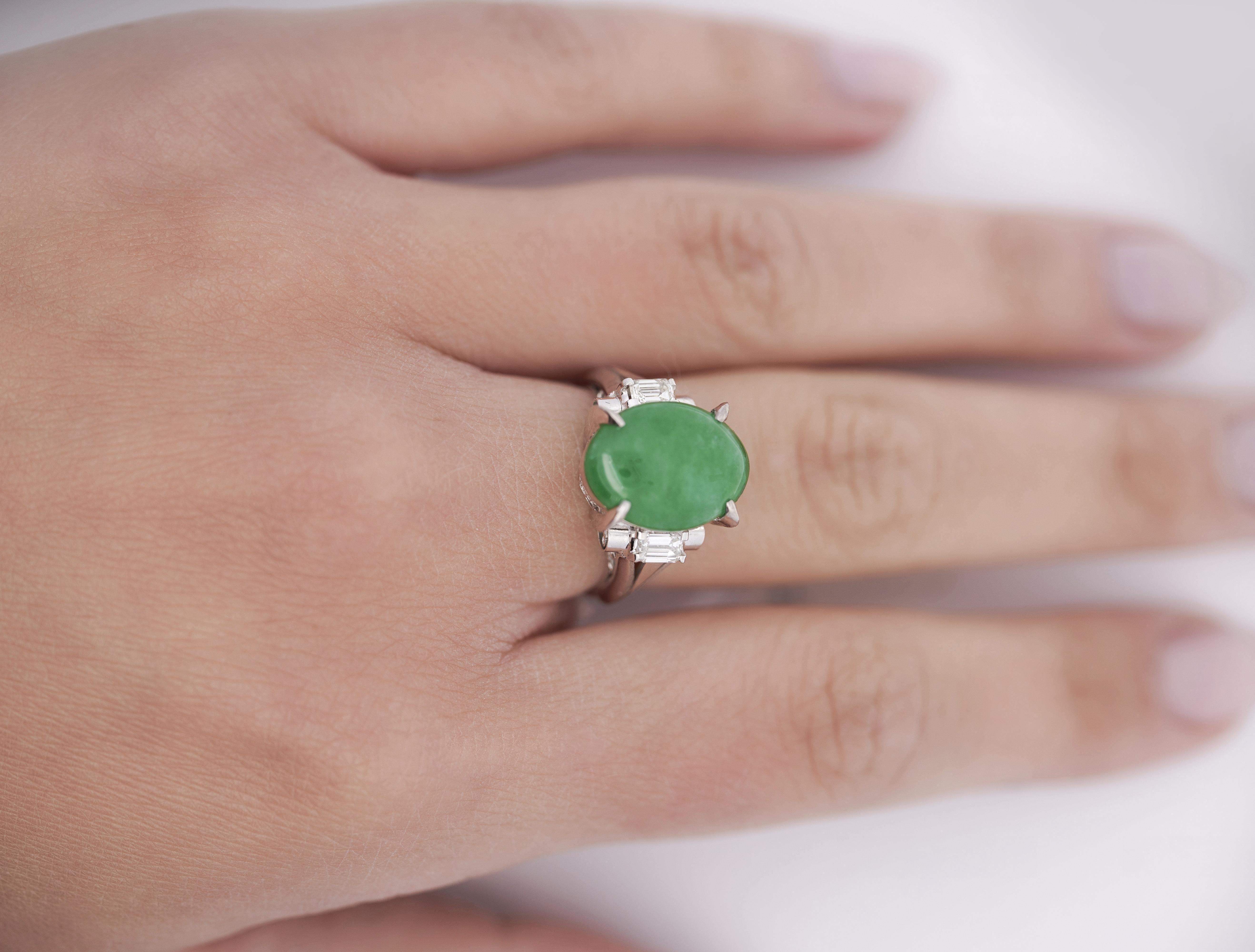 Women's or Men's 5.03 Carat Natural Jade and Diamond Filigree Cathedral Platinum Ring For Sale