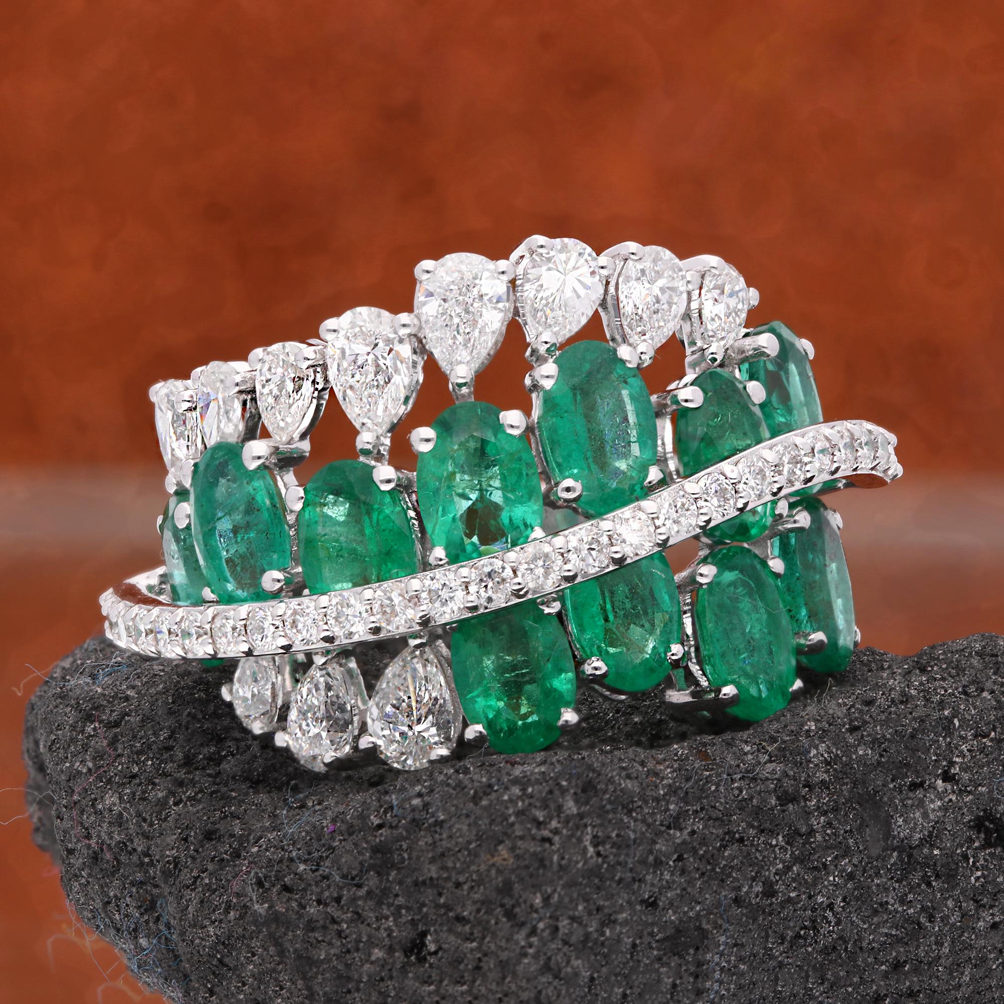 5,03 Karat ovaler natürlicher Smaragdring mit 1,76 Karat birnenförmigem Diamant aus 18 Karat Weißgold (Ovalschliff) im Angebot
