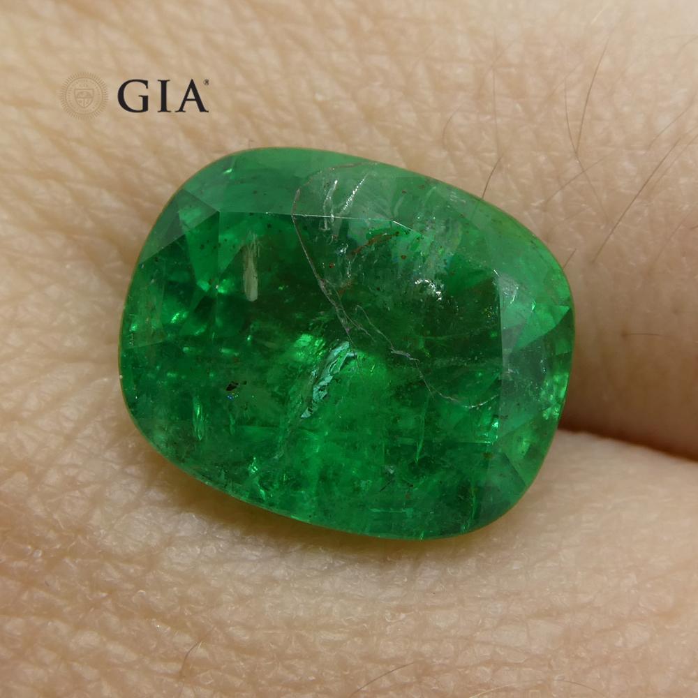 5.03 ct Cushion Emerald GIA Certified For Sale 2