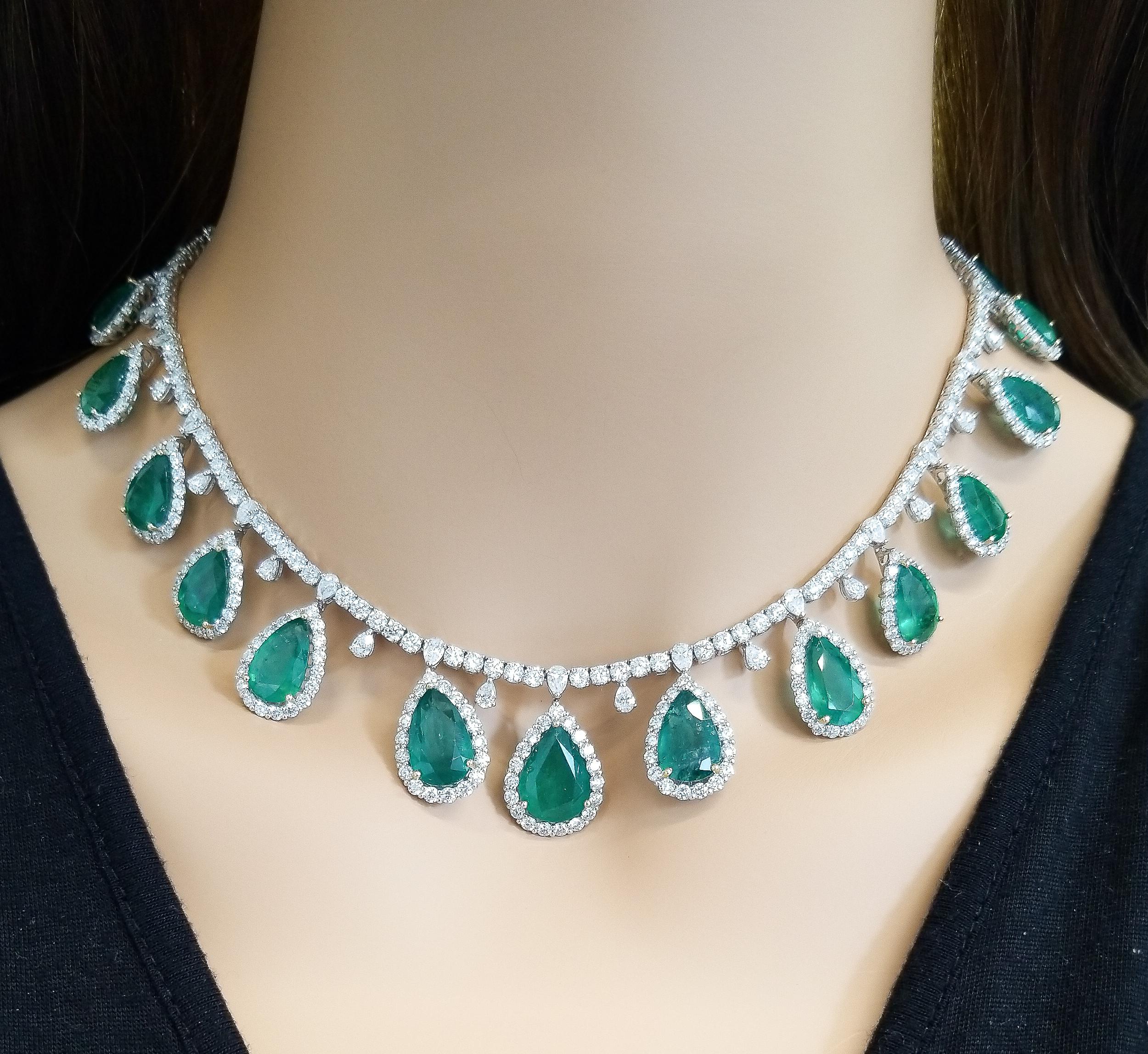 Women's 50.34 Carat Total Pear Shaped Emerald and Diamond Necklace in 18 Karat Gold