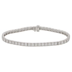Bracelet tennis ligne en platine serti de diamants de 5,04 carats