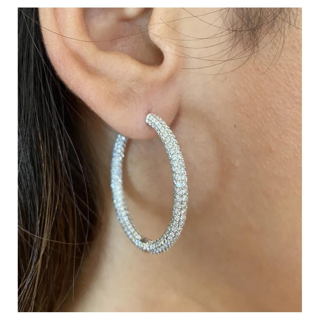 5.04 Carats Round Pavé Diamond Hoop Ears in 18k White Gold by Odelia en vente