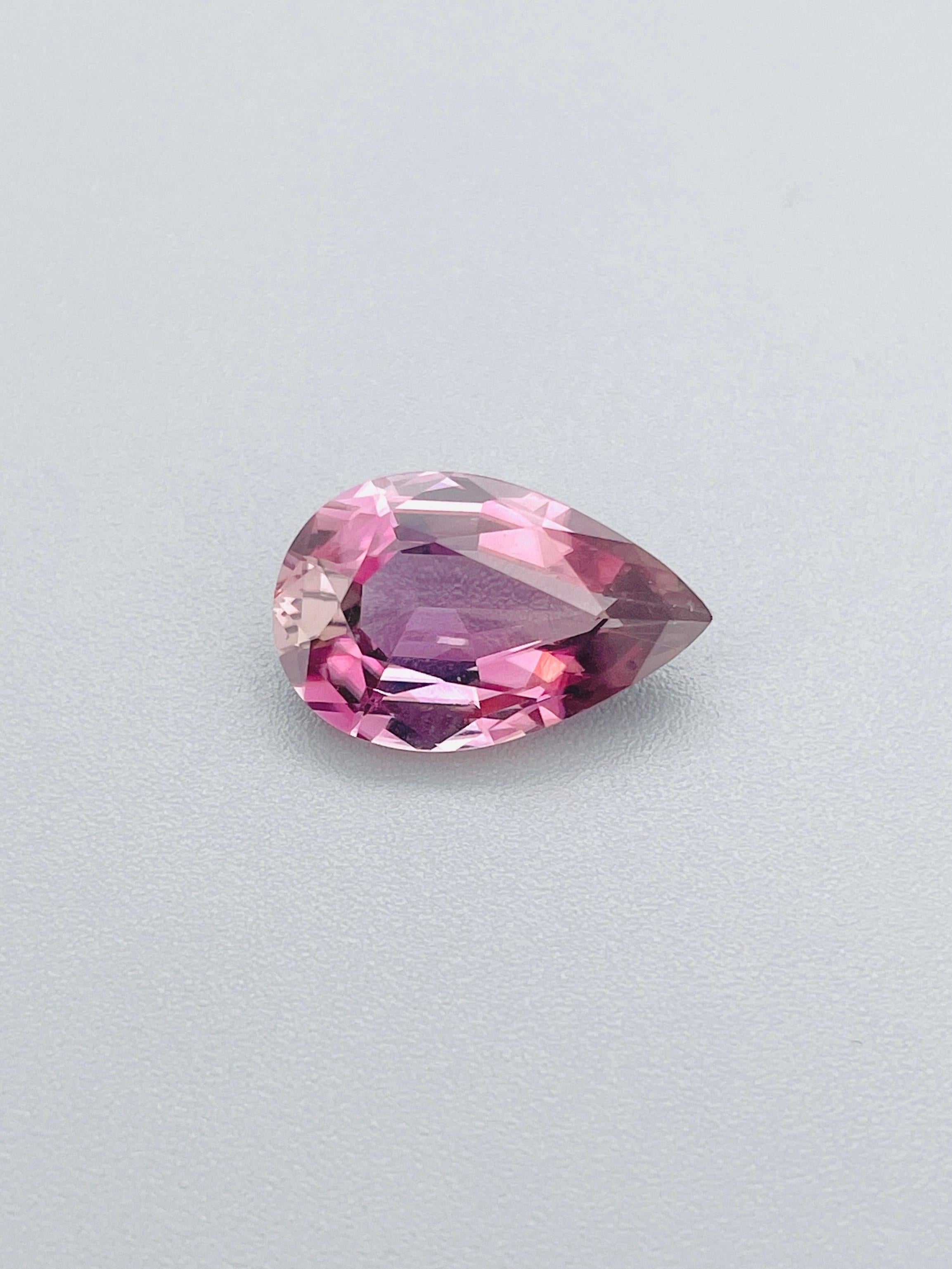 DSA09
5.04 Ct Natural Zultanite Diaspore cambio de color rosa a Rojo ojo limpio calidad Turquía Piedra preciosa

DESCRIPCIÓN DE LA GEMA:  
Especie:   Diaspora natural
Variedad:  Zultanita diáspora natural 
Peso:  5,04 ct
Color: El color superior